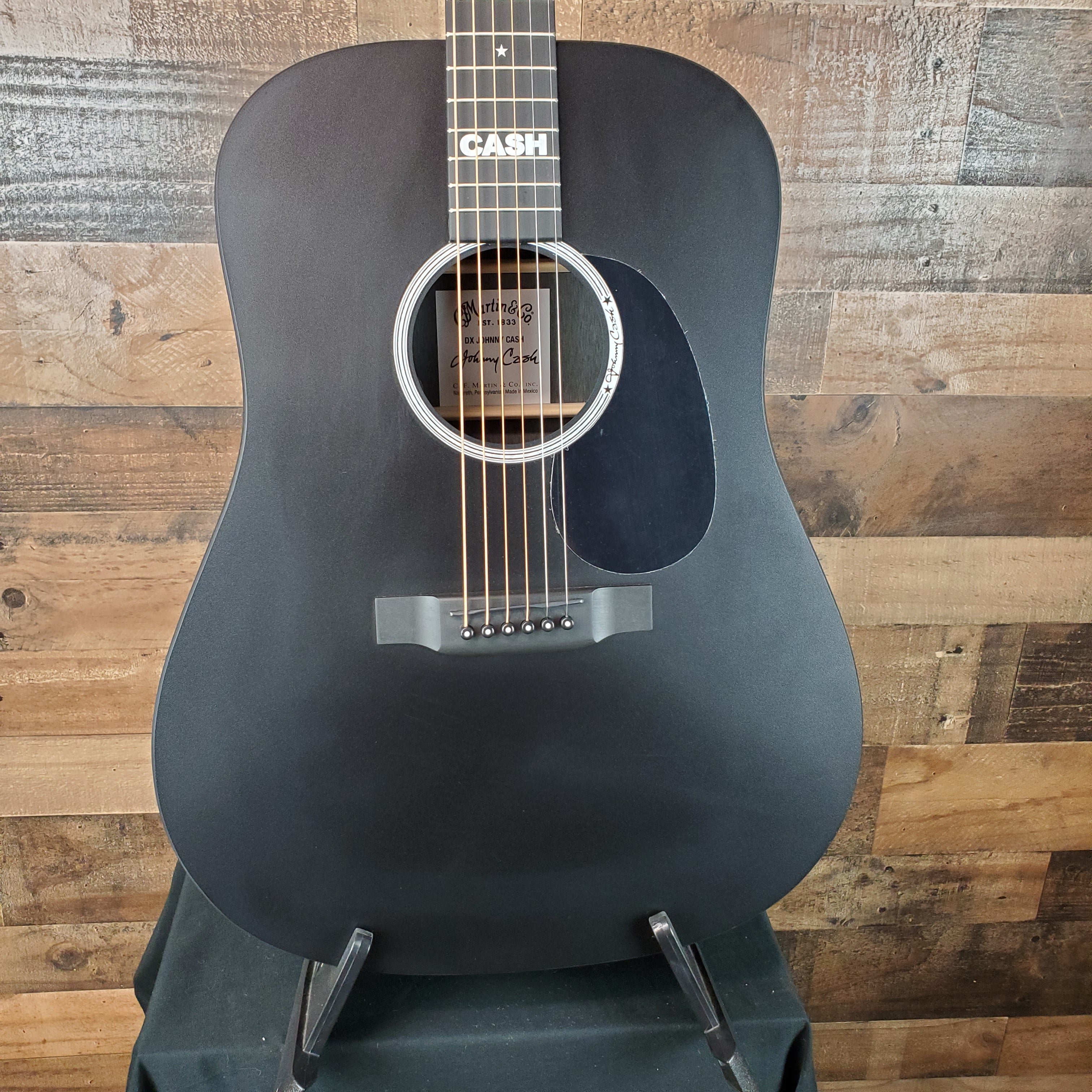 Martin DX Johnny Cash, Satin Black Finish, Free Ship, #521