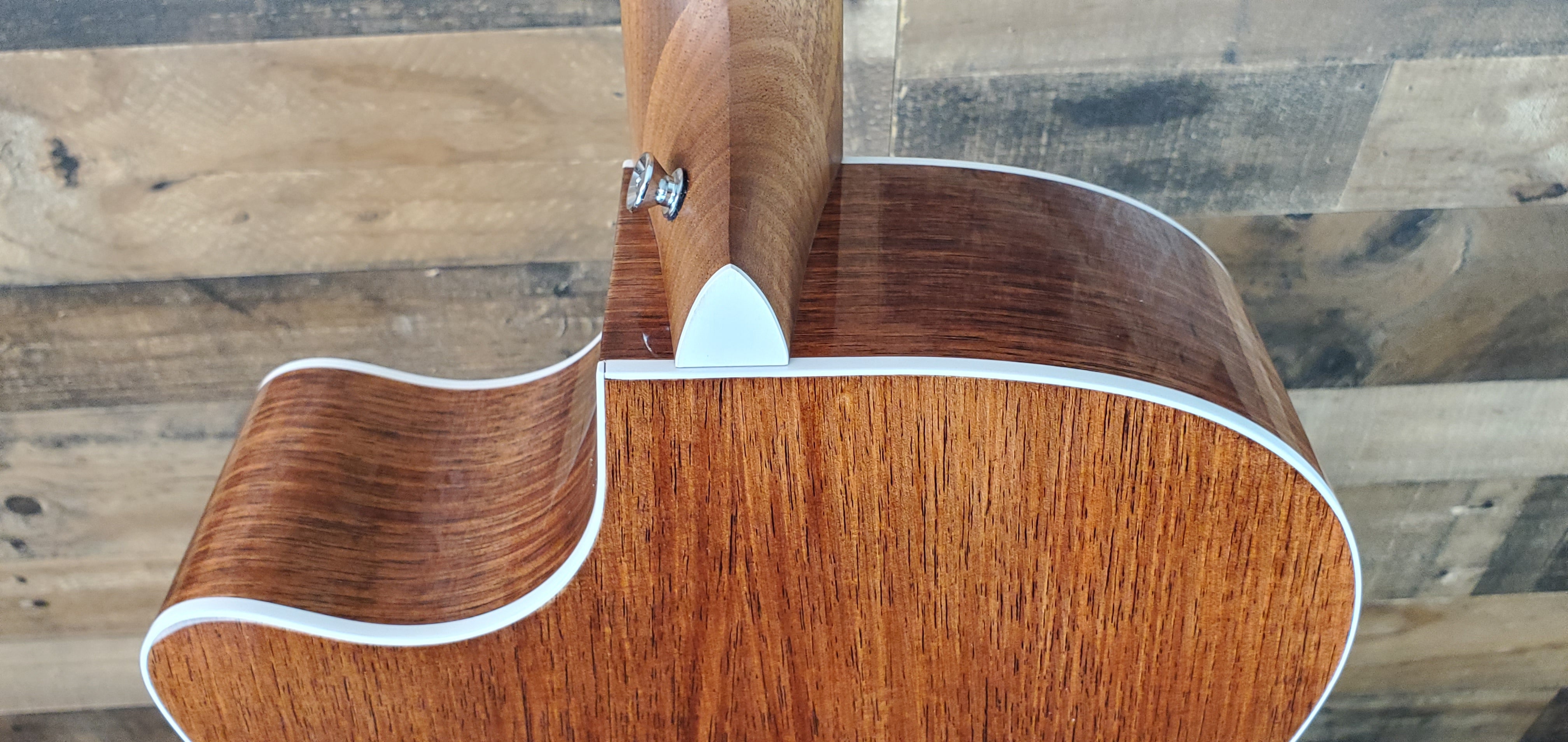 Martin Road Series GPC-13E Natural