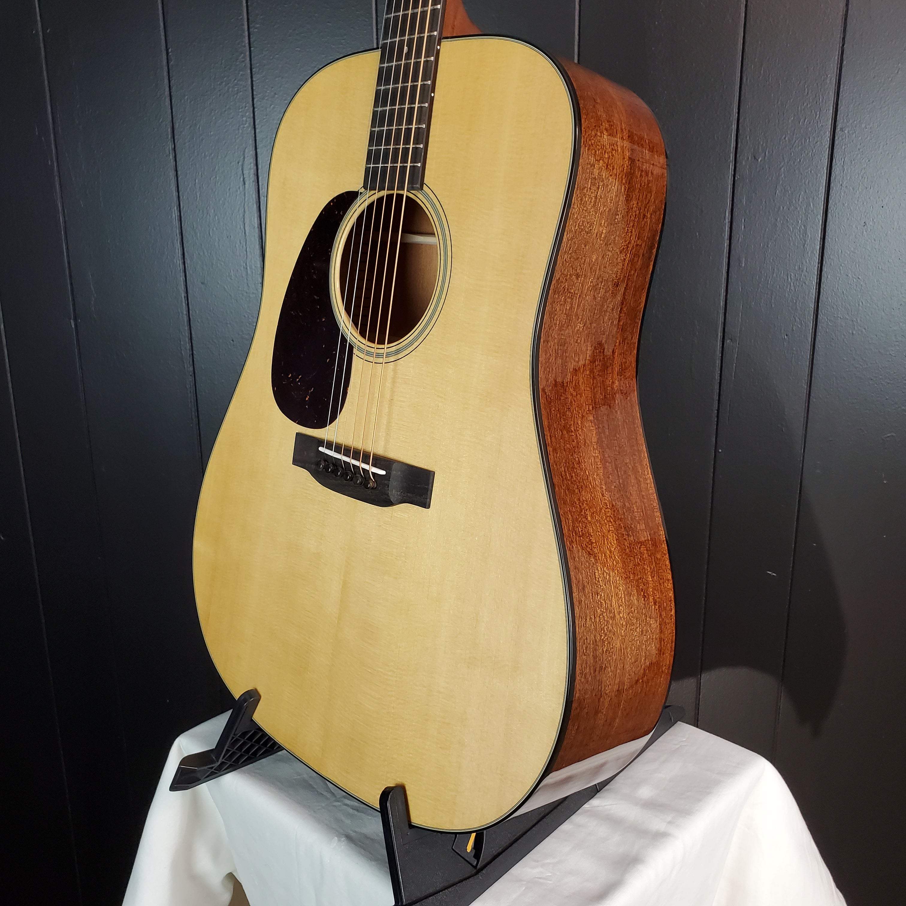 Martin Super D-18 Left Handed