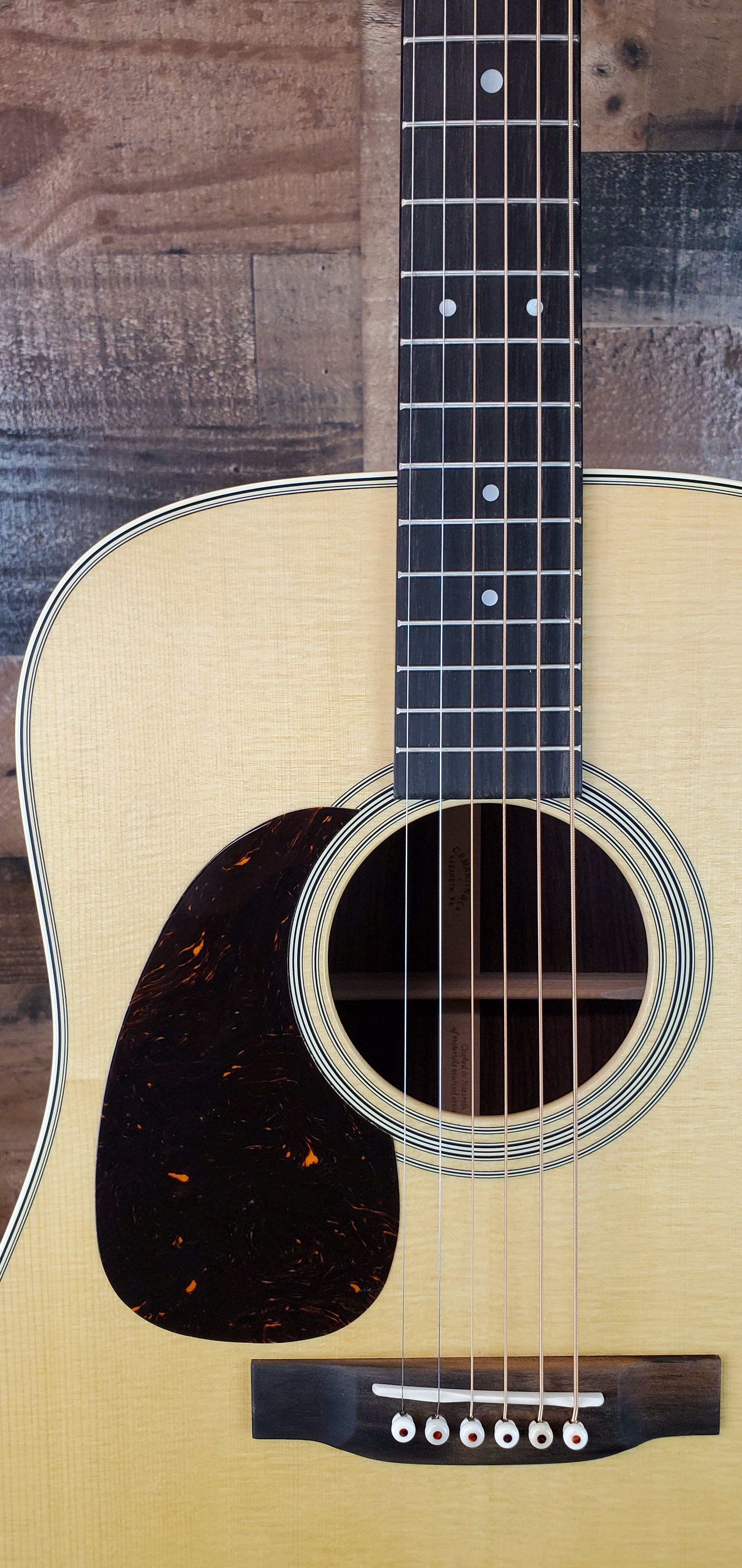 Martin D-28 Left Handed Satin Natural