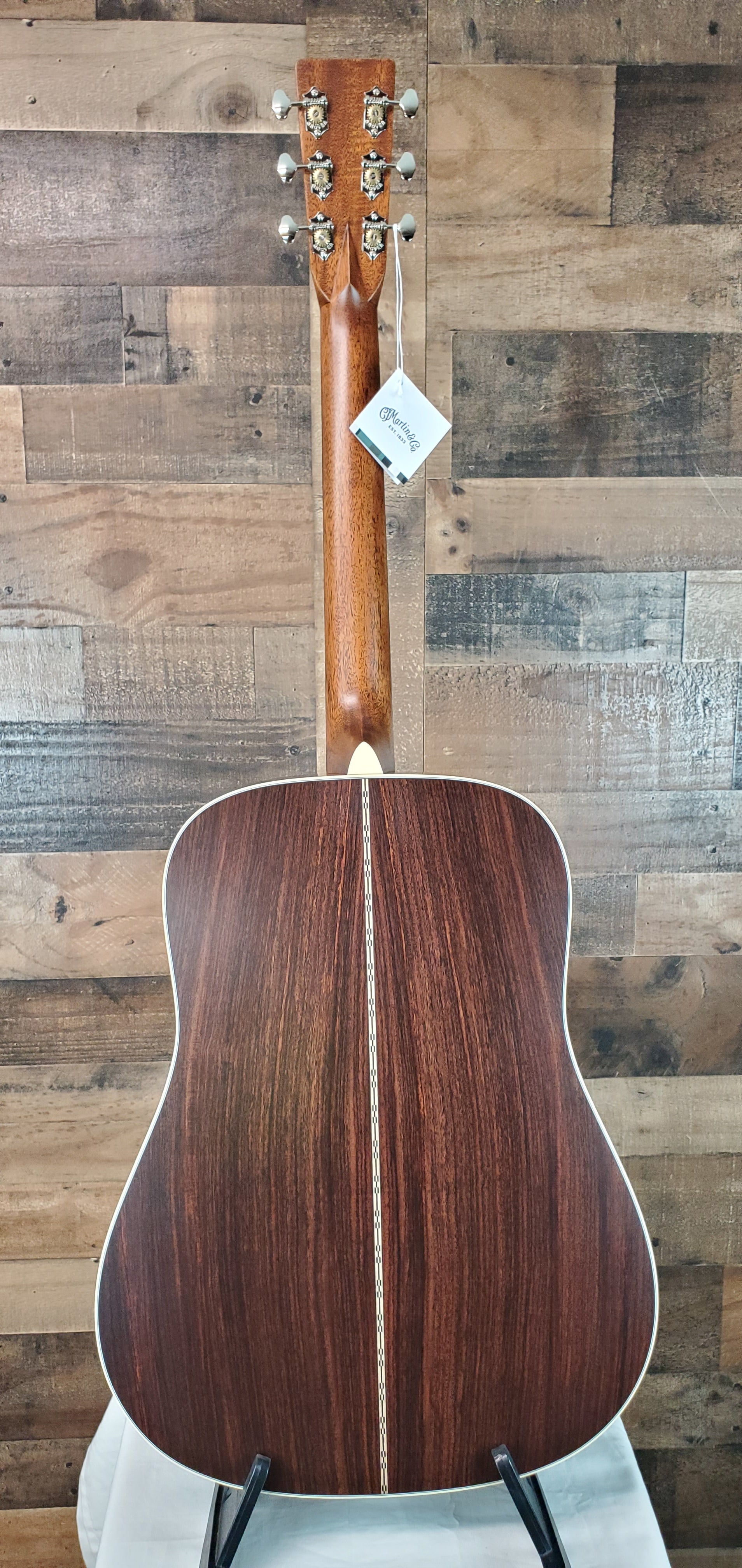 Martin D-28 Left Handed Satin Natural