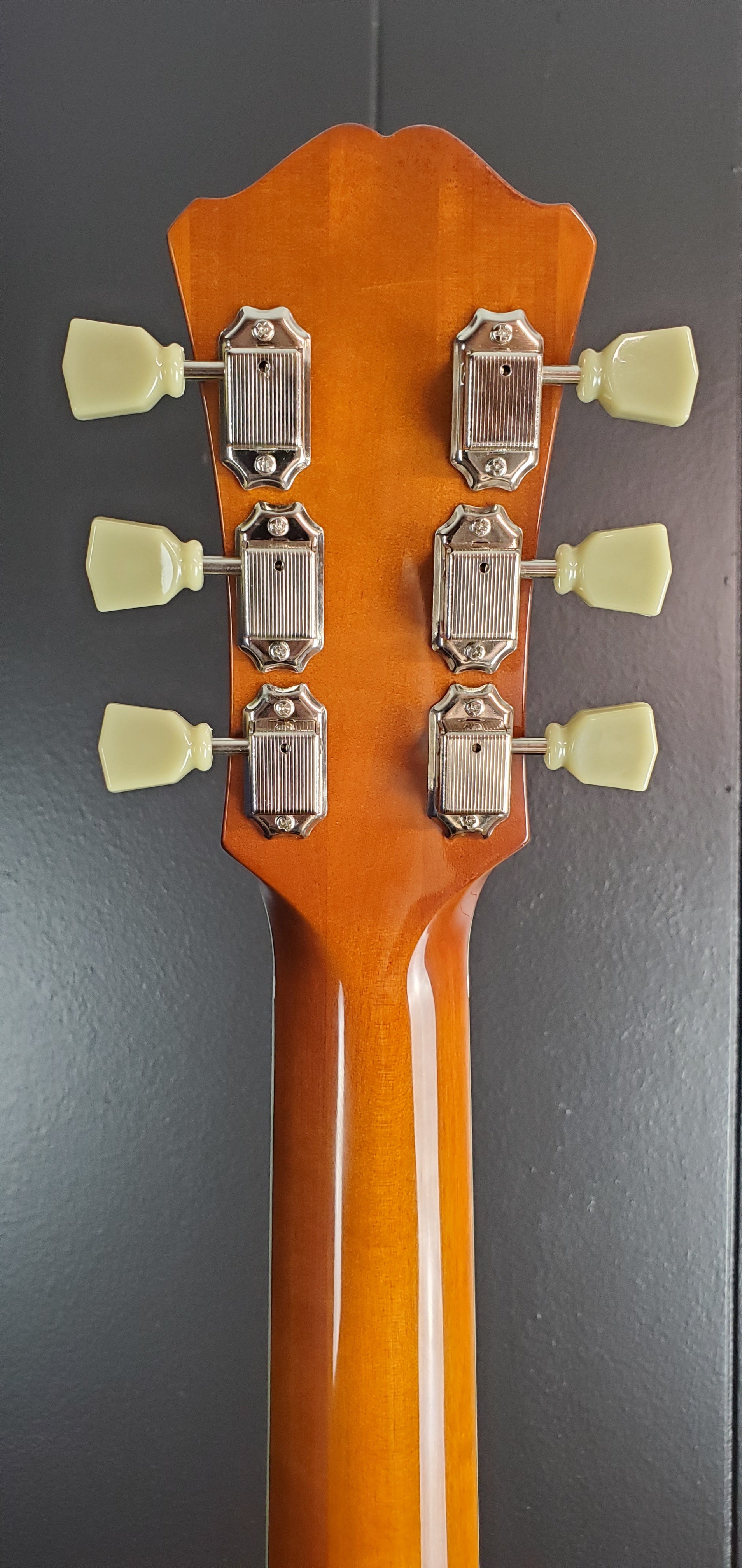 Eastman T484-GB Thinline Semi-Hollowbody Goldburst