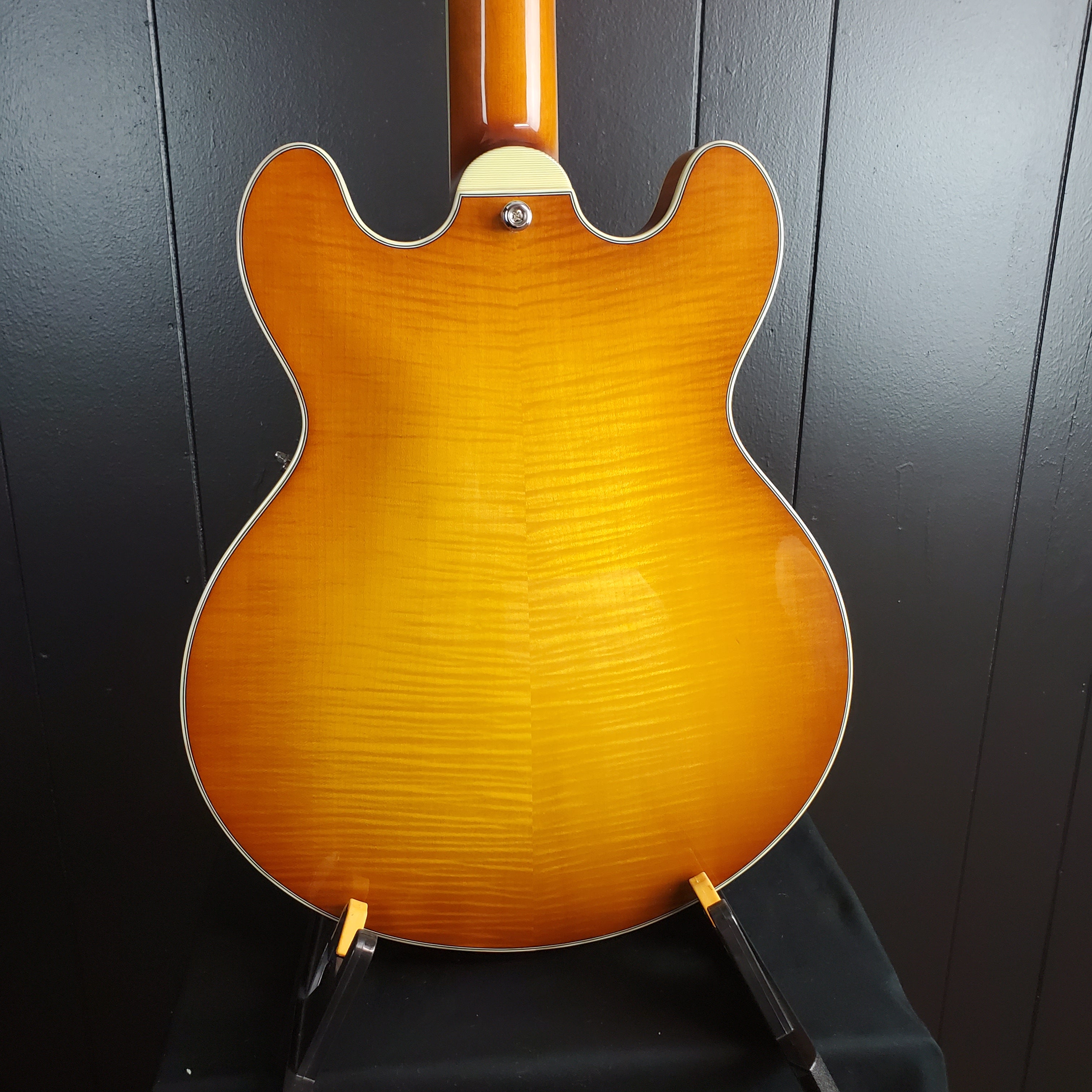 Eastman T484-GB Thinline Semi-Hollowbody Goldburst