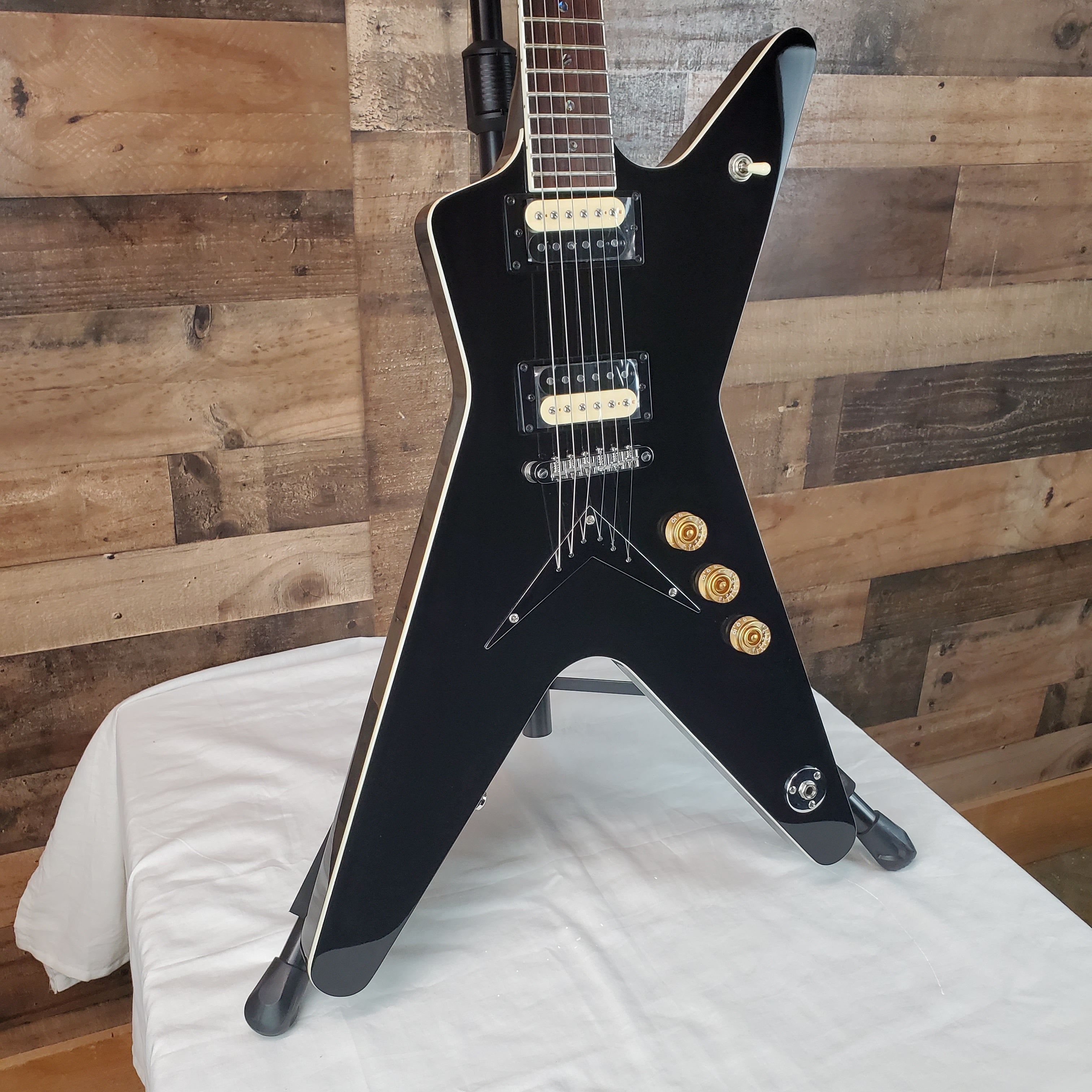 Dean ML 79 Classic Black