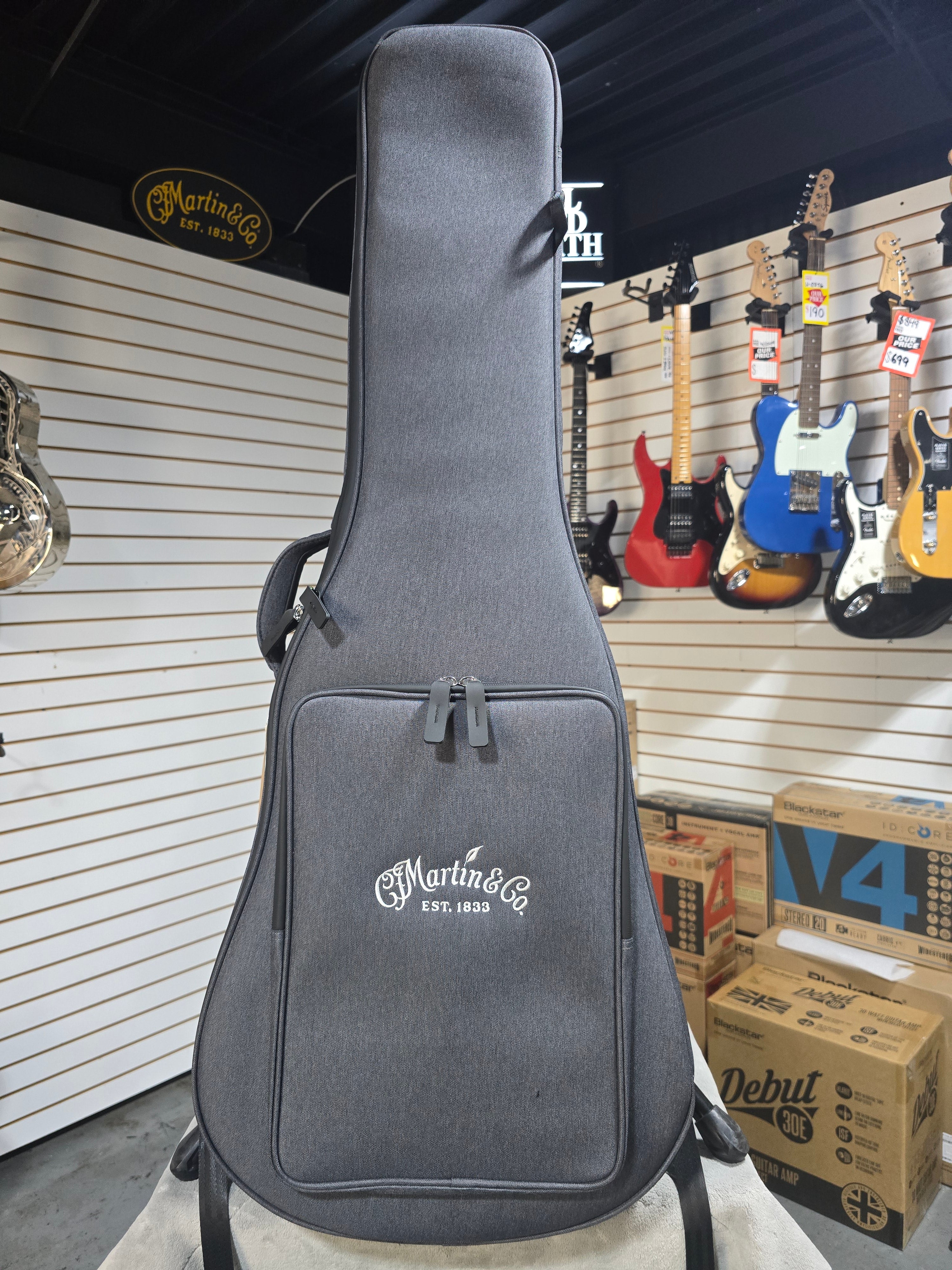 Martin 0-10E Retro Jason Isbell Dark Mahogany