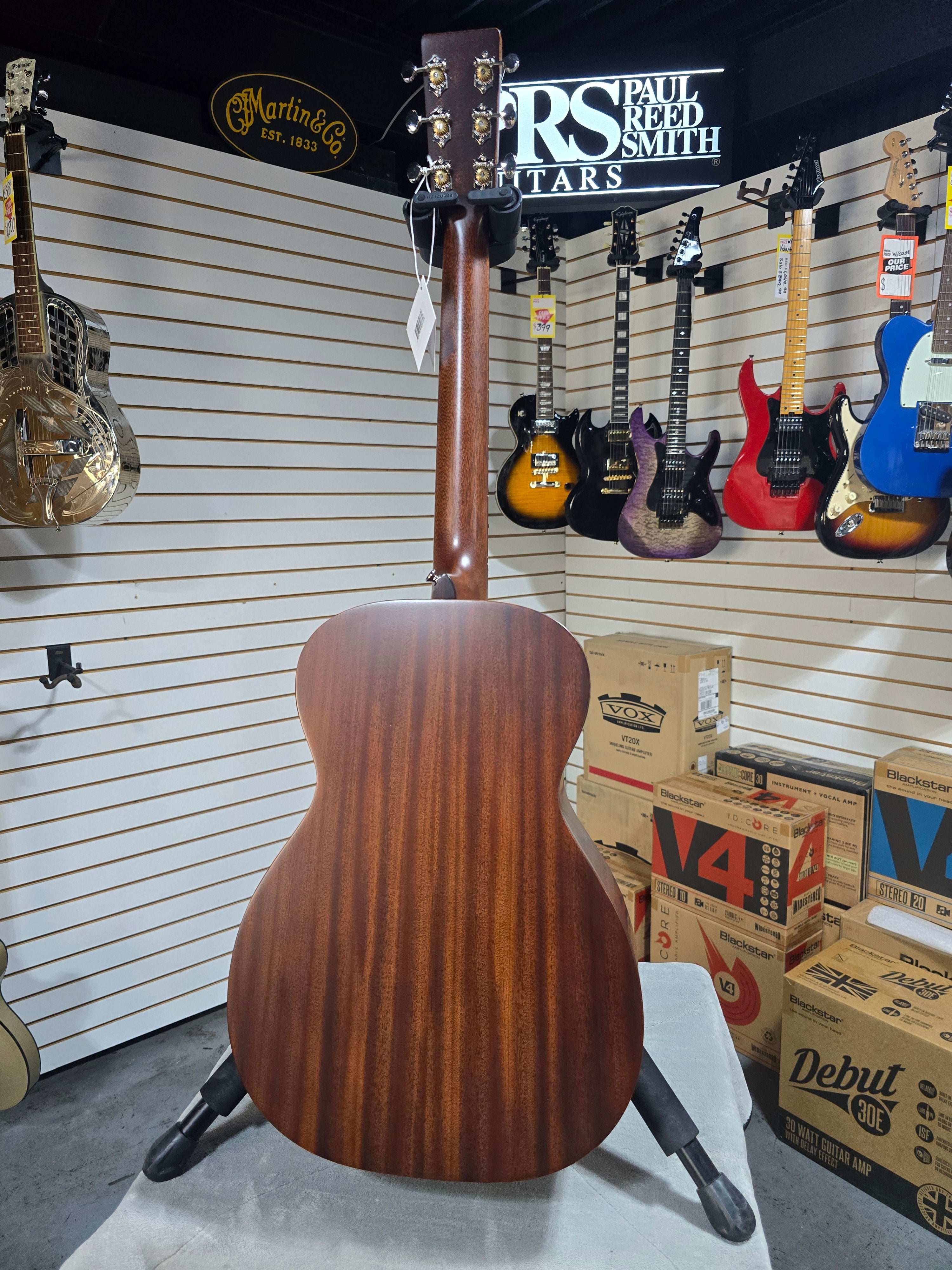 Martin 0-10E Retro Jason Isbell Dark Mahogany