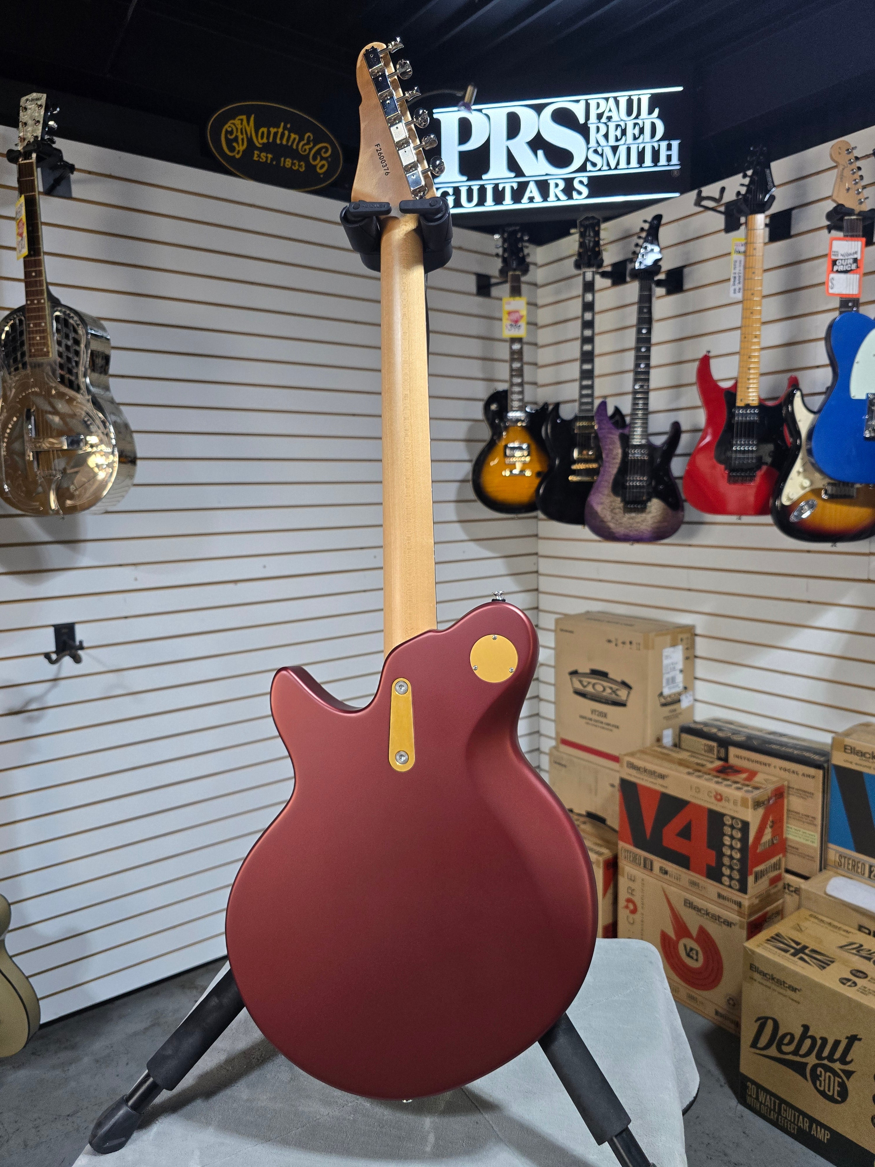 Eastman Guitars FullerTone Offset '62 Electric Guitar Dakota Red