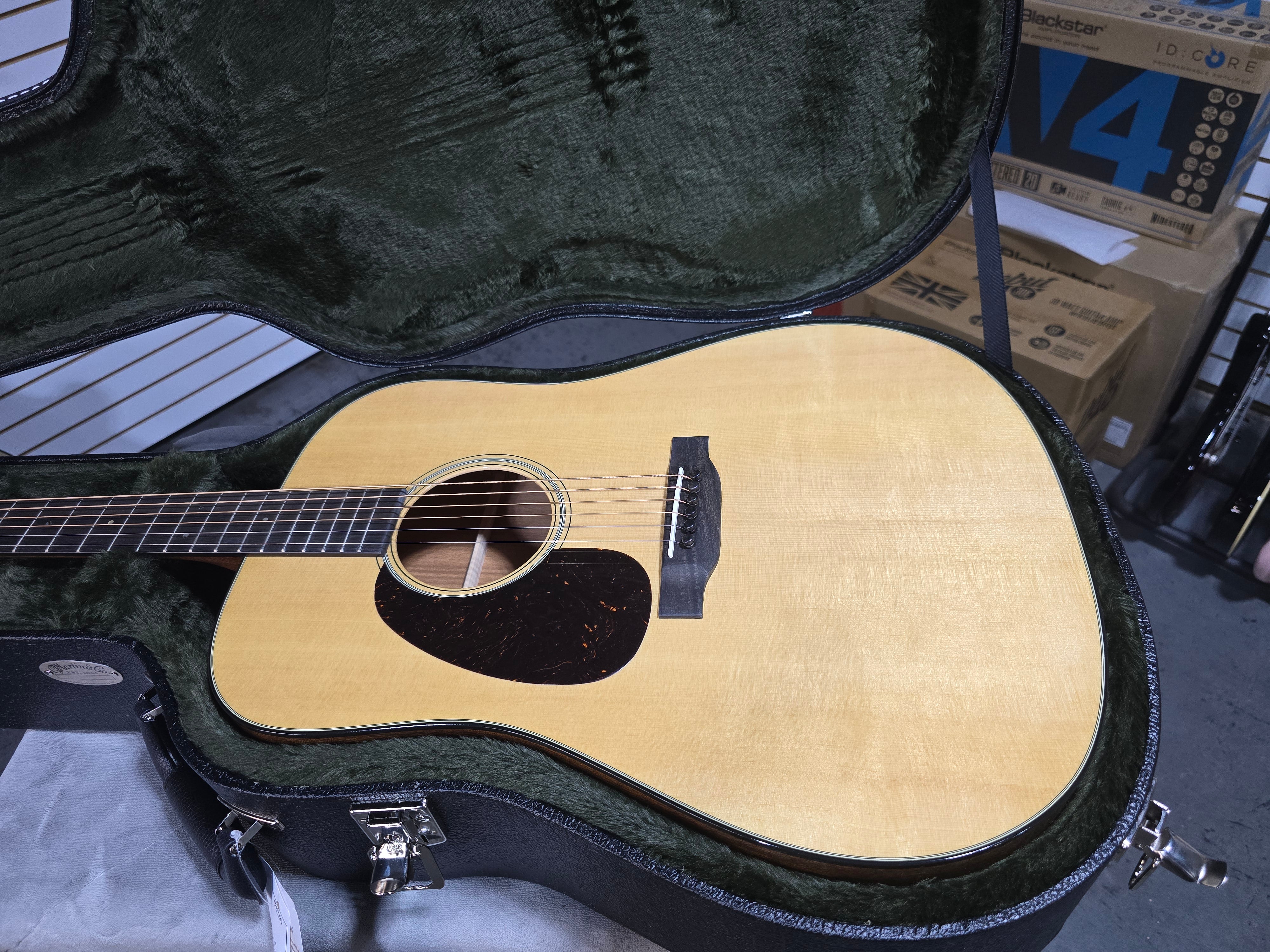 Martin Super D-18 Left Handed Acoustic Guitar Natural