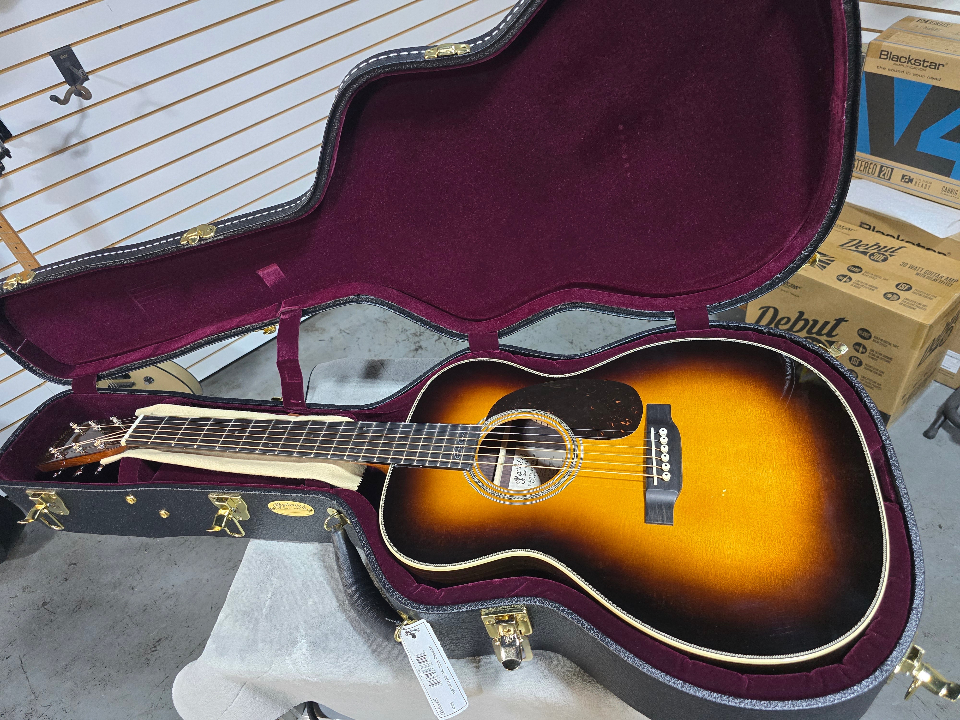 Martin 000-28EC Eric Clapton Acoustic Guitar - Natural