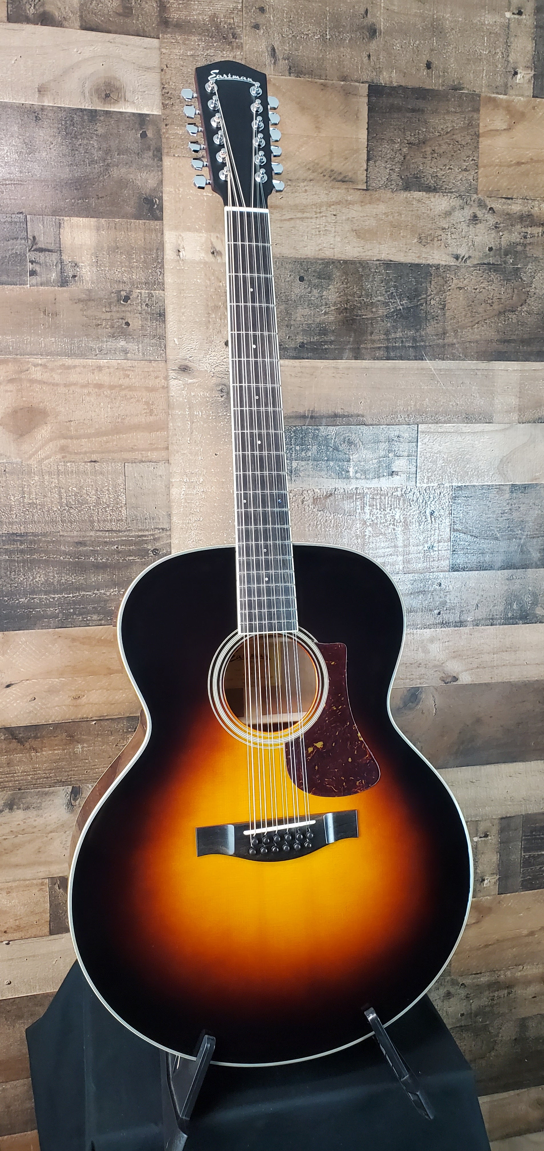 Eastman Guitars AC330E-12- Sunburst