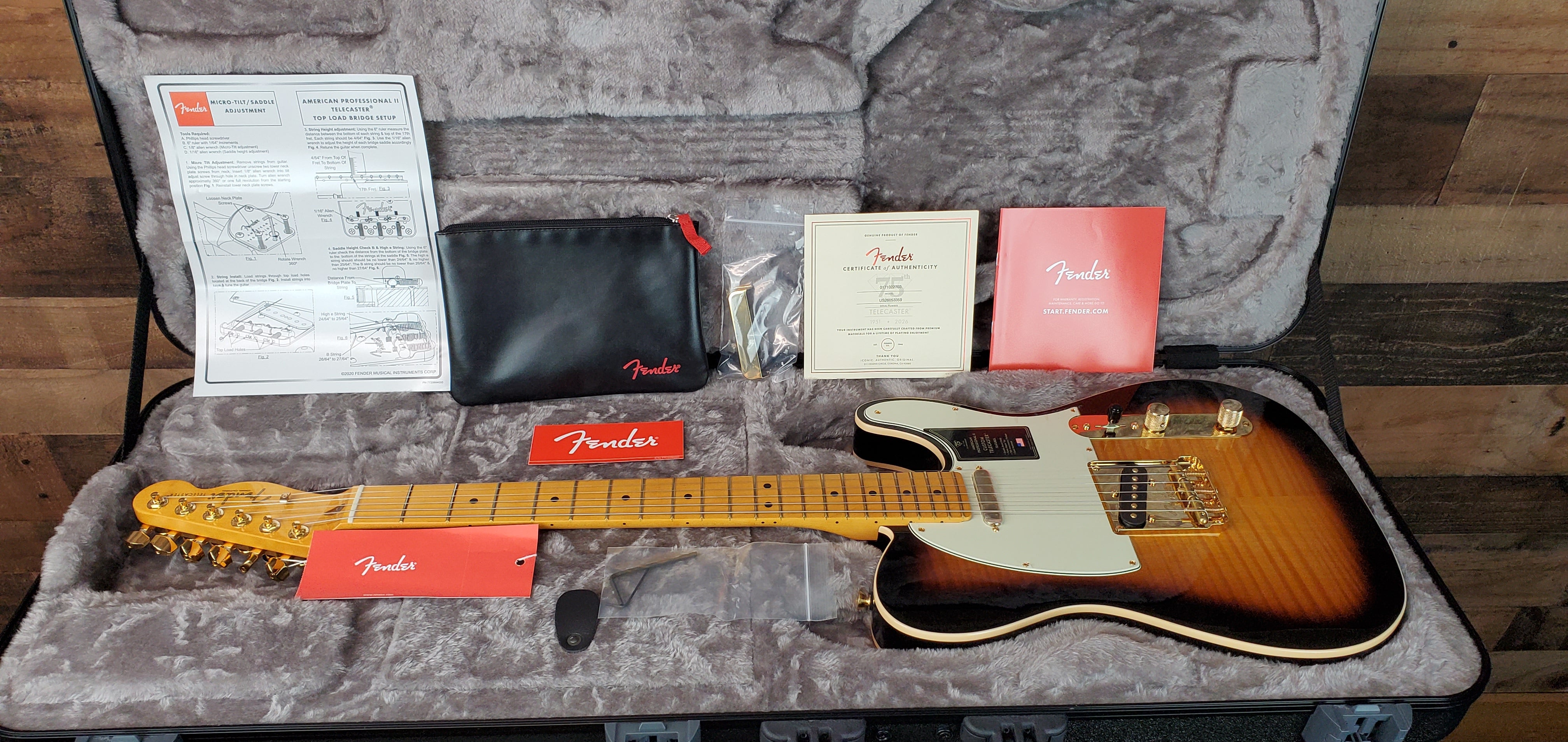 Fender 75th Anniversary American Professional II Custom Telecaster 2-color Sunburst