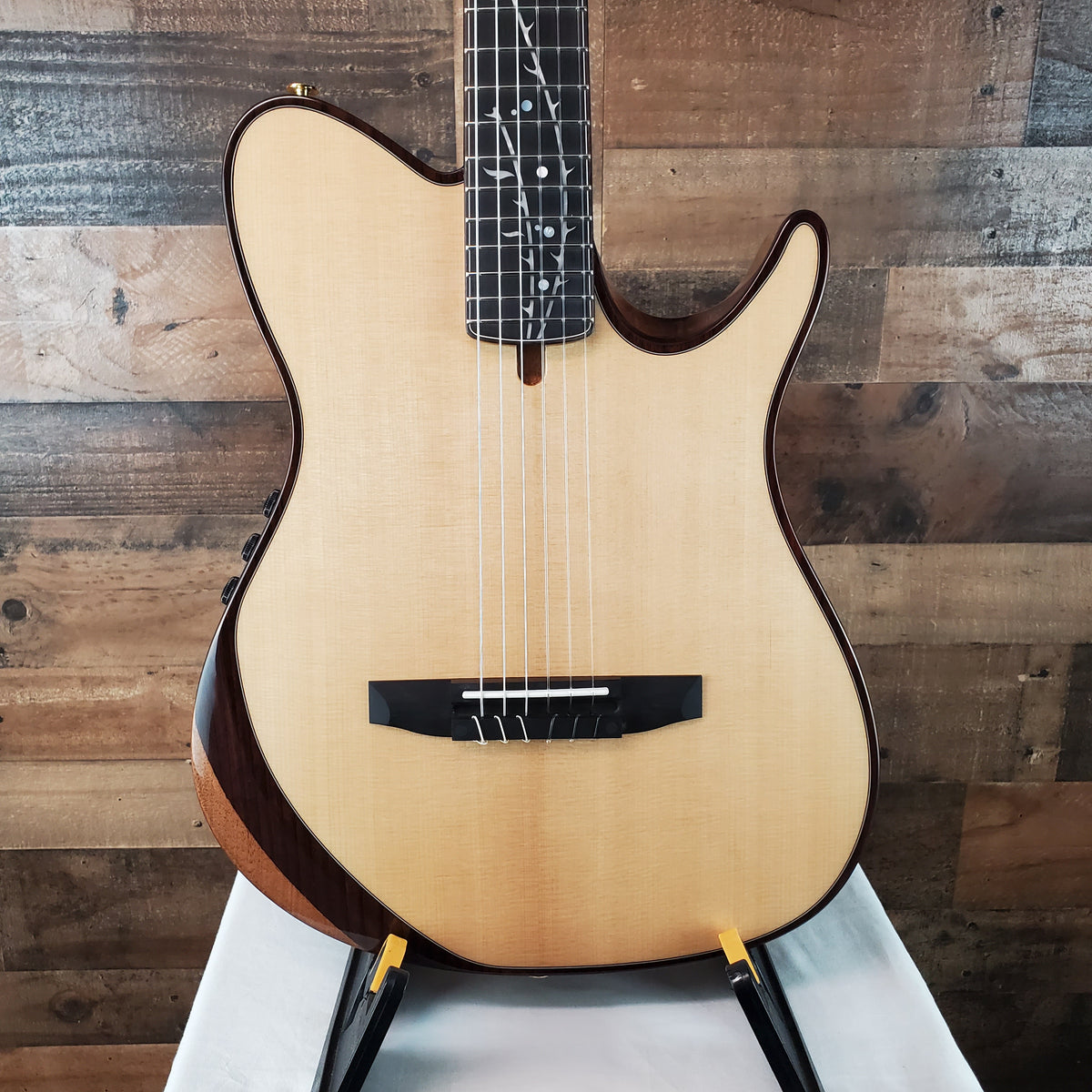 Ibanez TOD100N Tim Henson Signature Natural High Gloss (Copy)