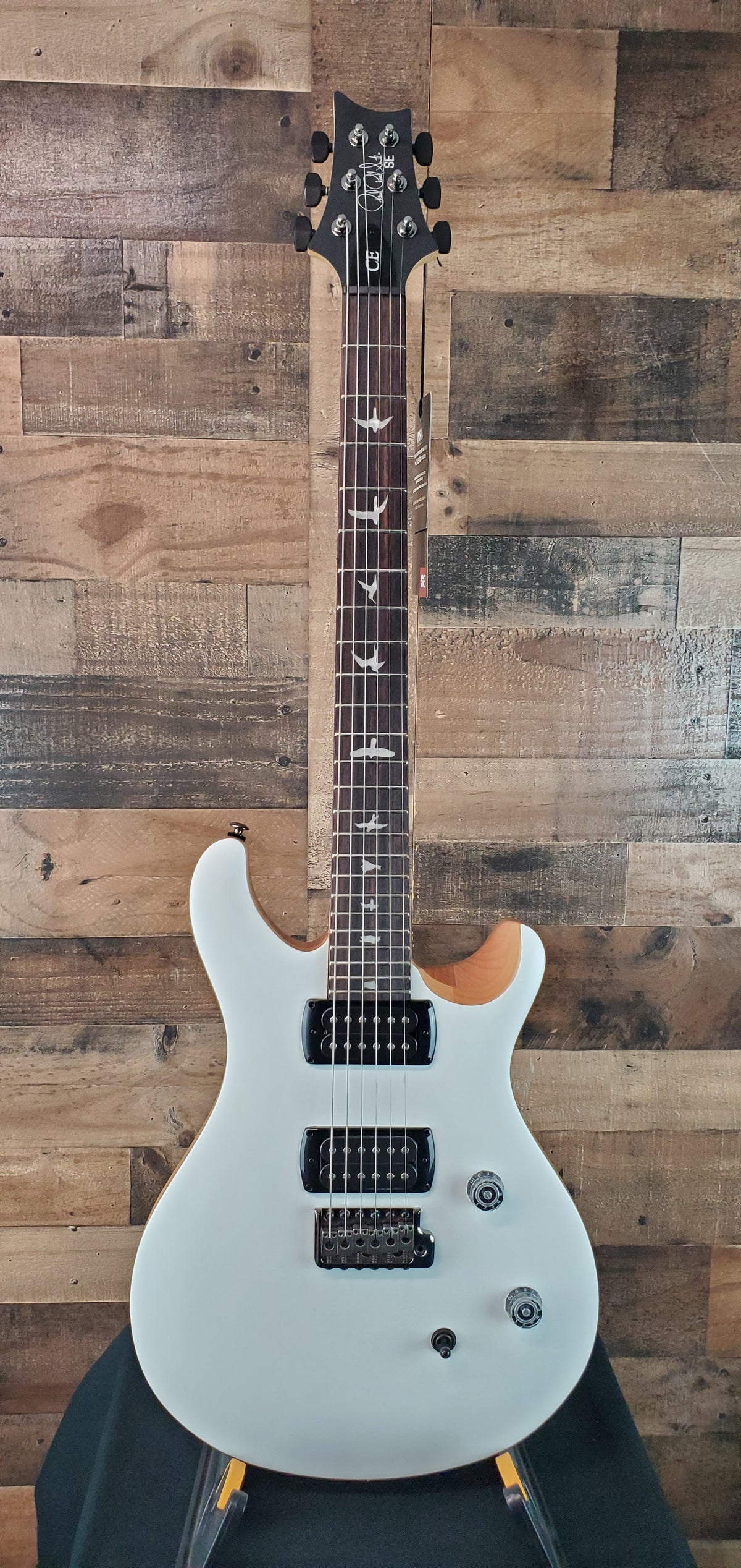 PRS SE CE 24 Satin - Flat White Top, C&M Exclusive - Black / Smoked Hardware
