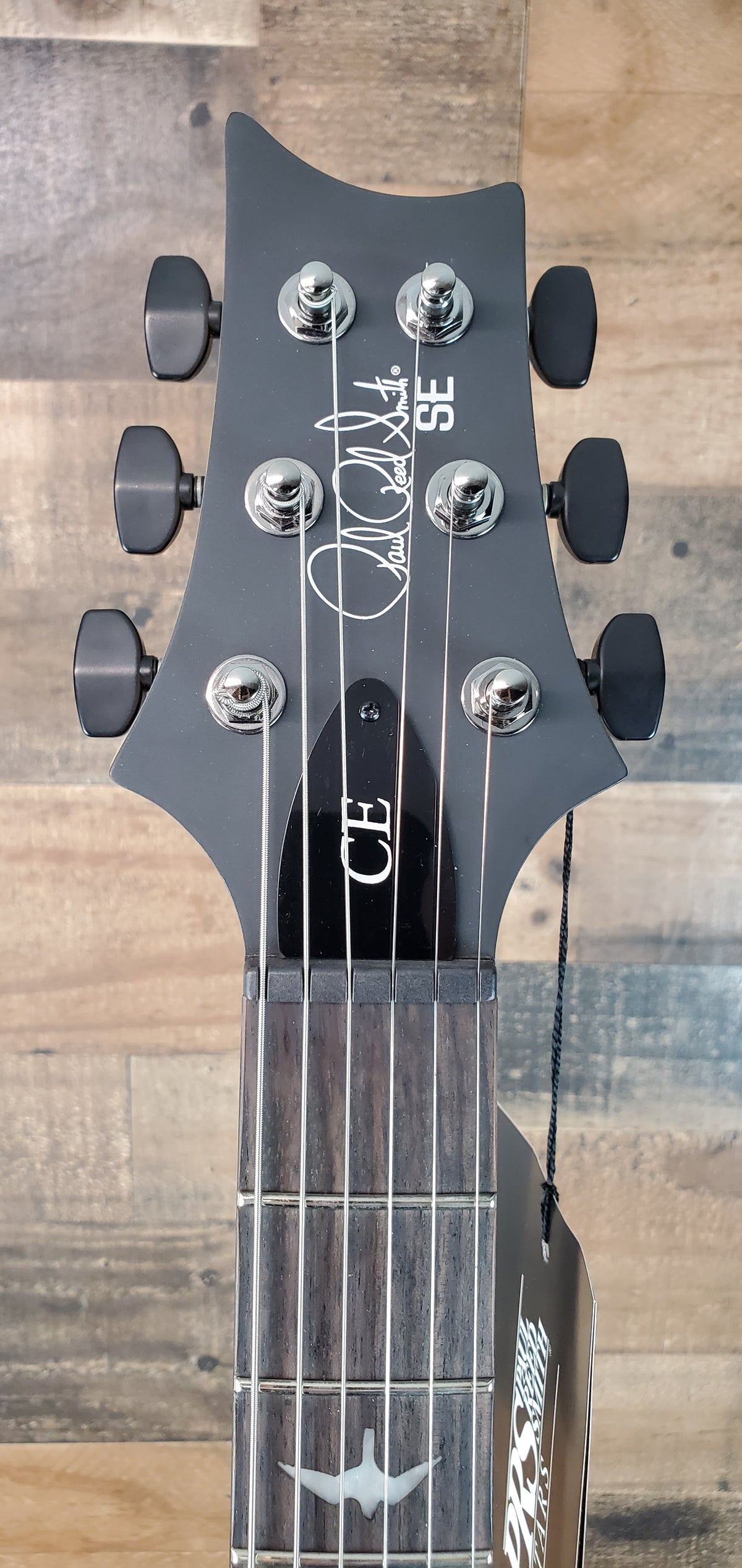 PRS SE CE 24 Satin - Flat White Top, C&M Exclusive - Black / Smoked Hardware