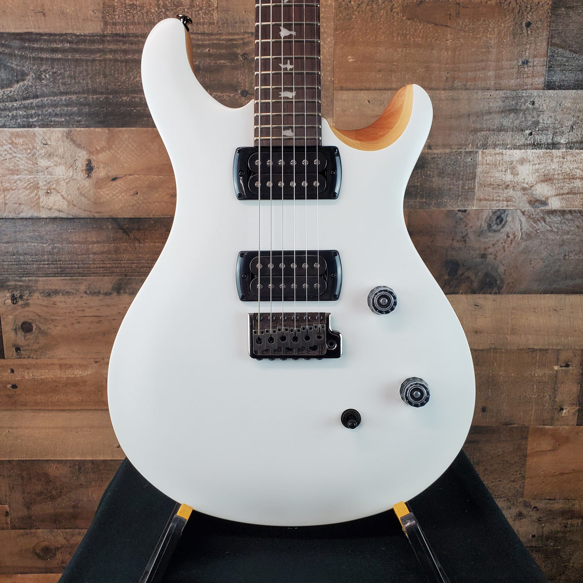 PRS SE CE 24 Satin - Flat White Top, C&M Exclusive - Black / Smoked Hardware