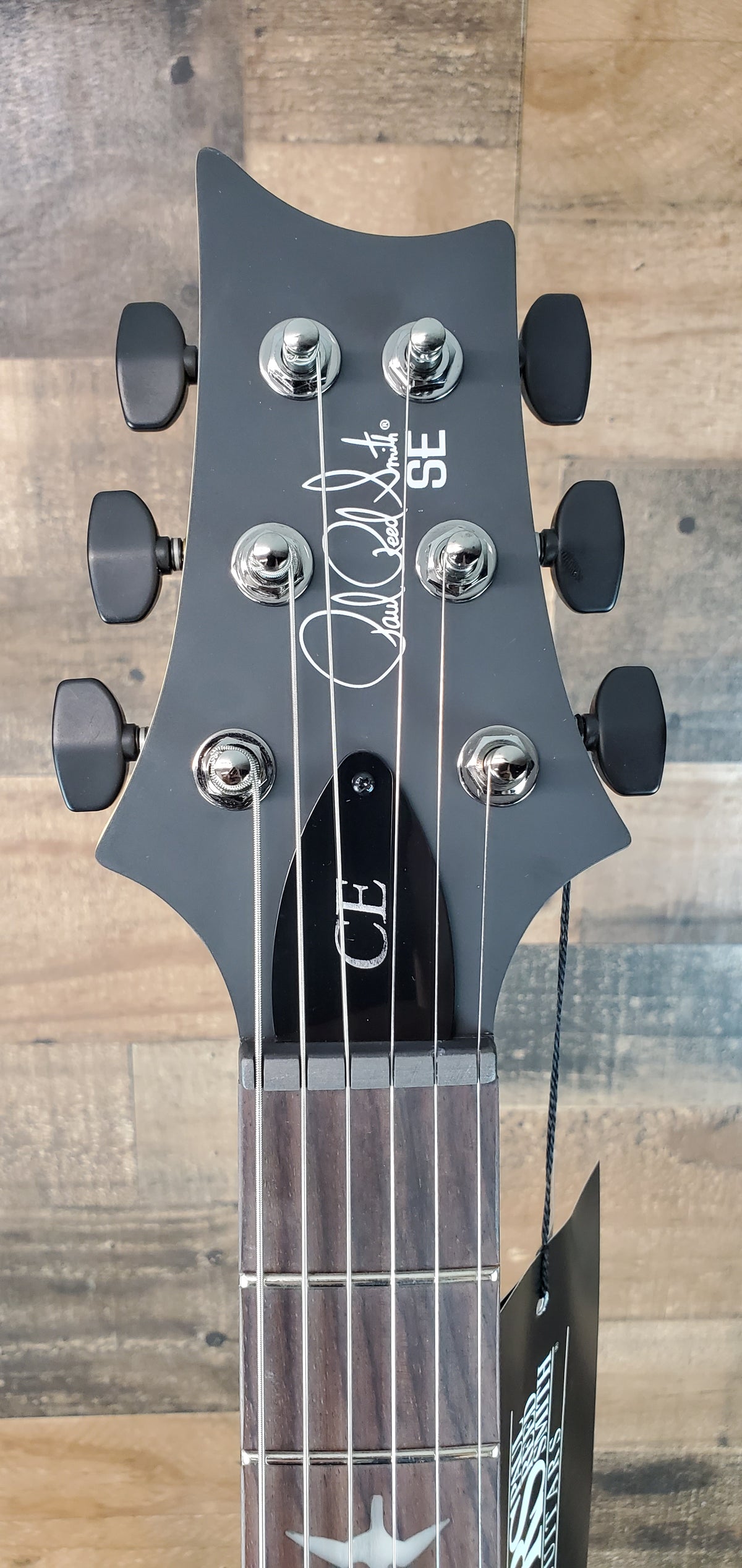 PRS SE CE 24 Satin - Flat White Top, C&M Exclusive - Black / Smoked Hardware