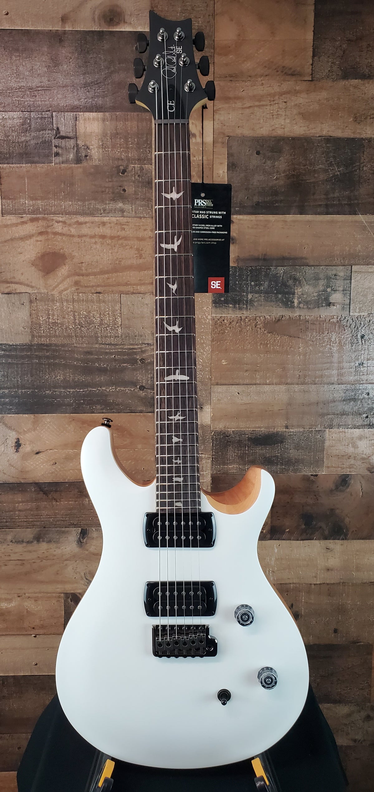 PRS SE CE 24 Satin - Flat White Top, C&M Exclusive - Black / Smoked Hardware # 459