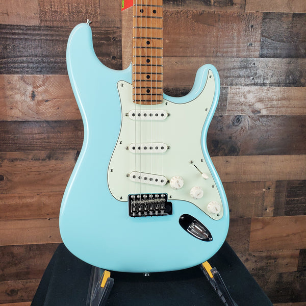 Fender Limited Edition American Professional Classic Stratocaster Daphne Blue, Rosewood Fingerboard