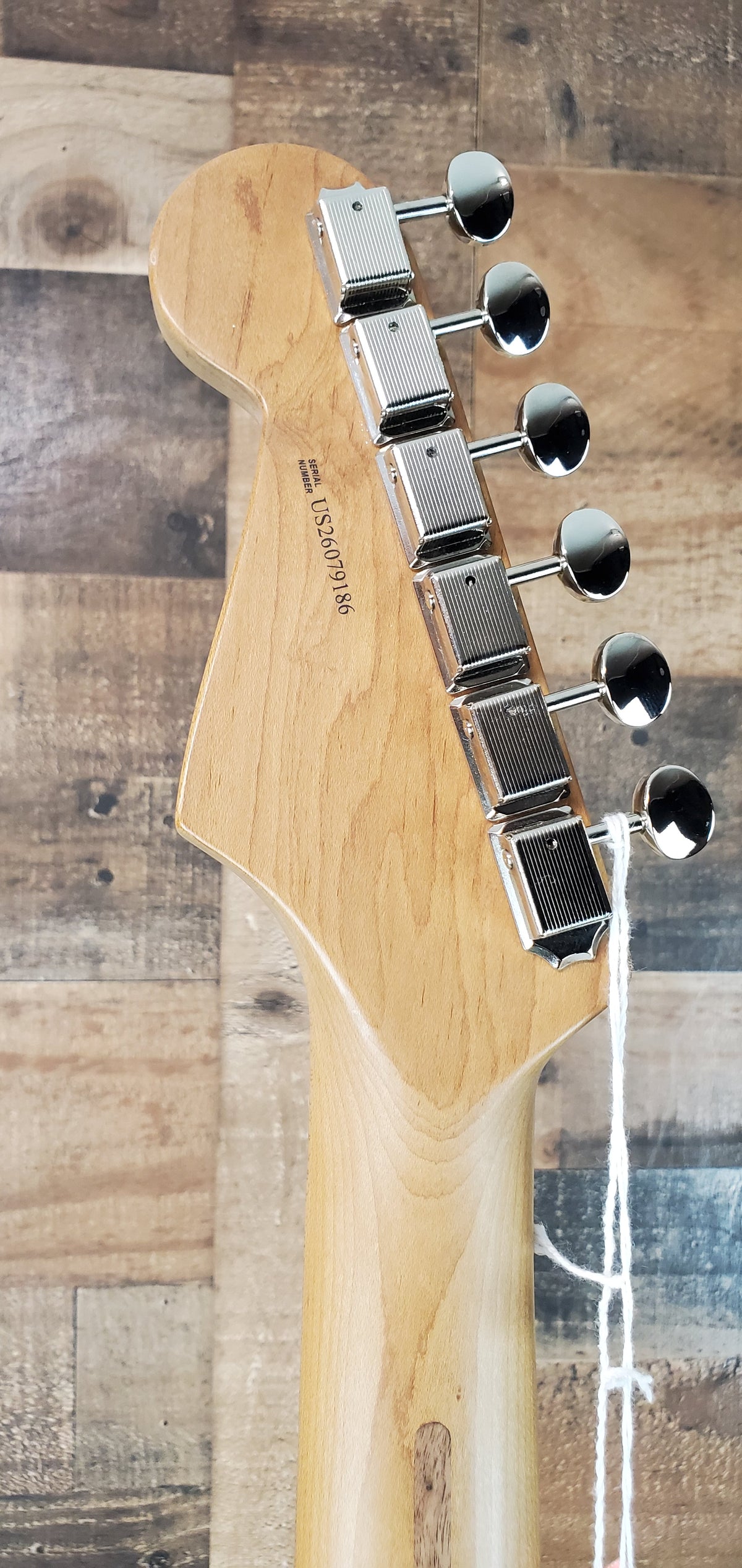 Fender Limited Edition American Professional Classic Stratocaster Daphne Blue, Rosewood Fingerboard