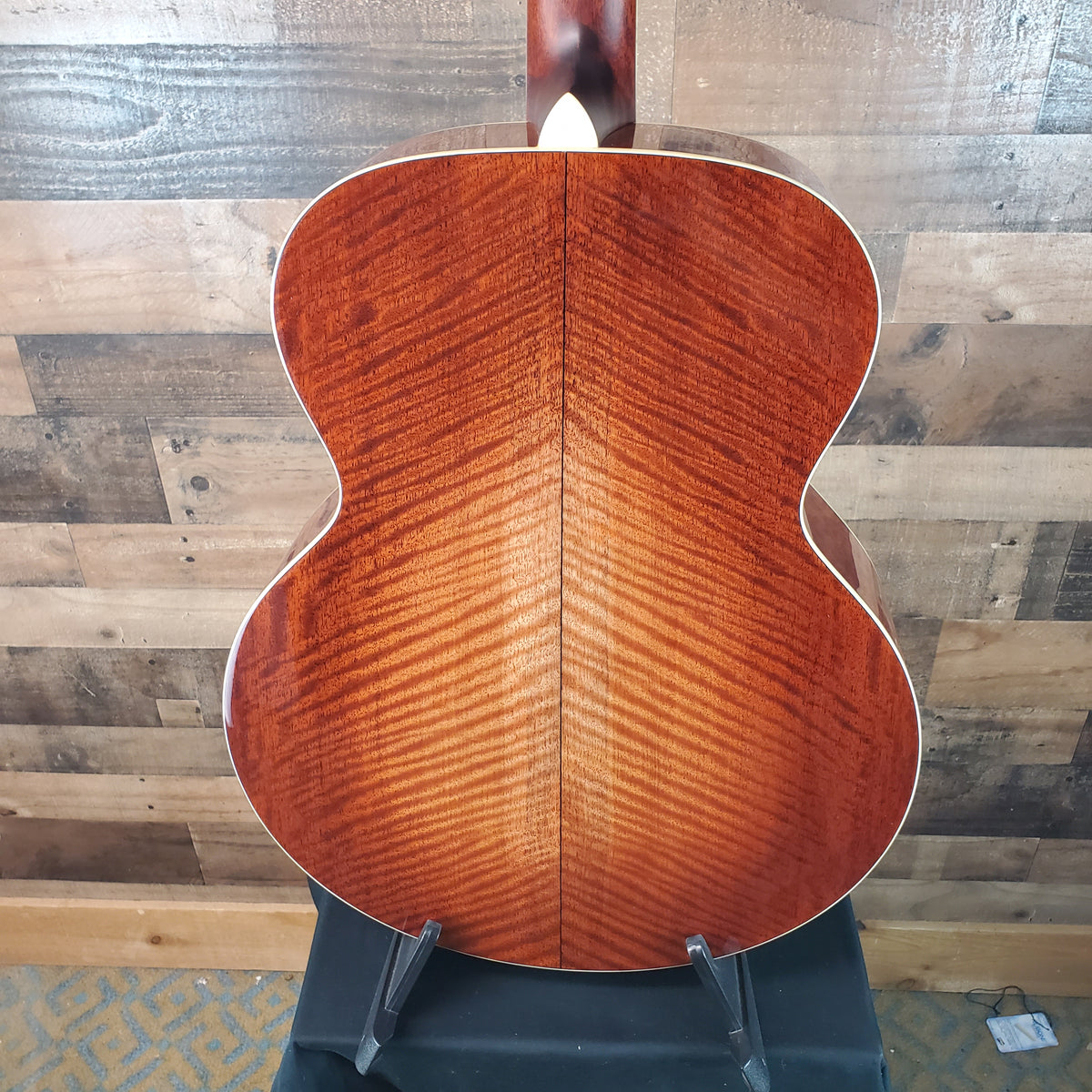Eastman AC330E-12 Jumbo 12-string Acoustic-electric Guitar Natural