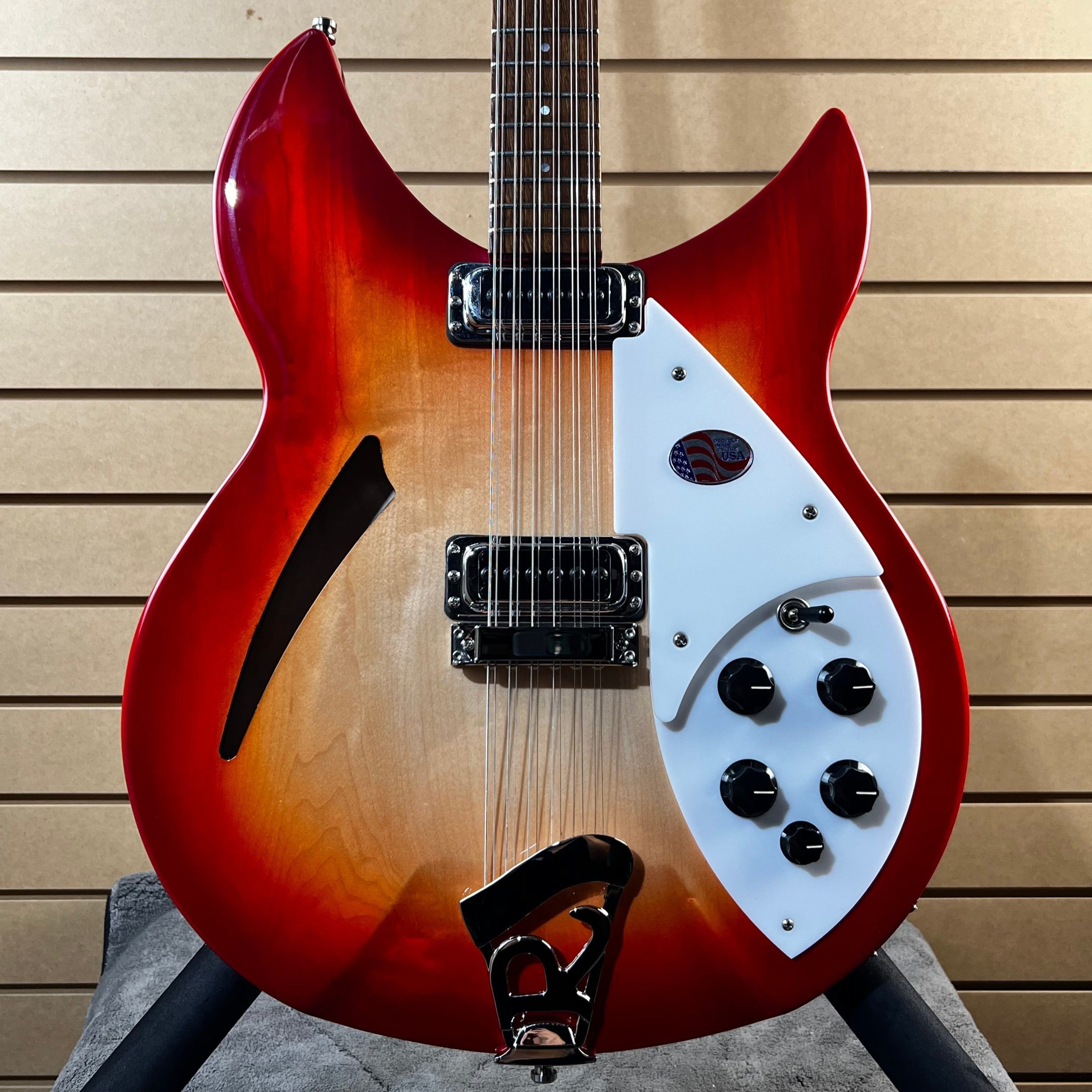 2024 330/12 Fireglo Semi-Hollow Electric w/OHSC #687