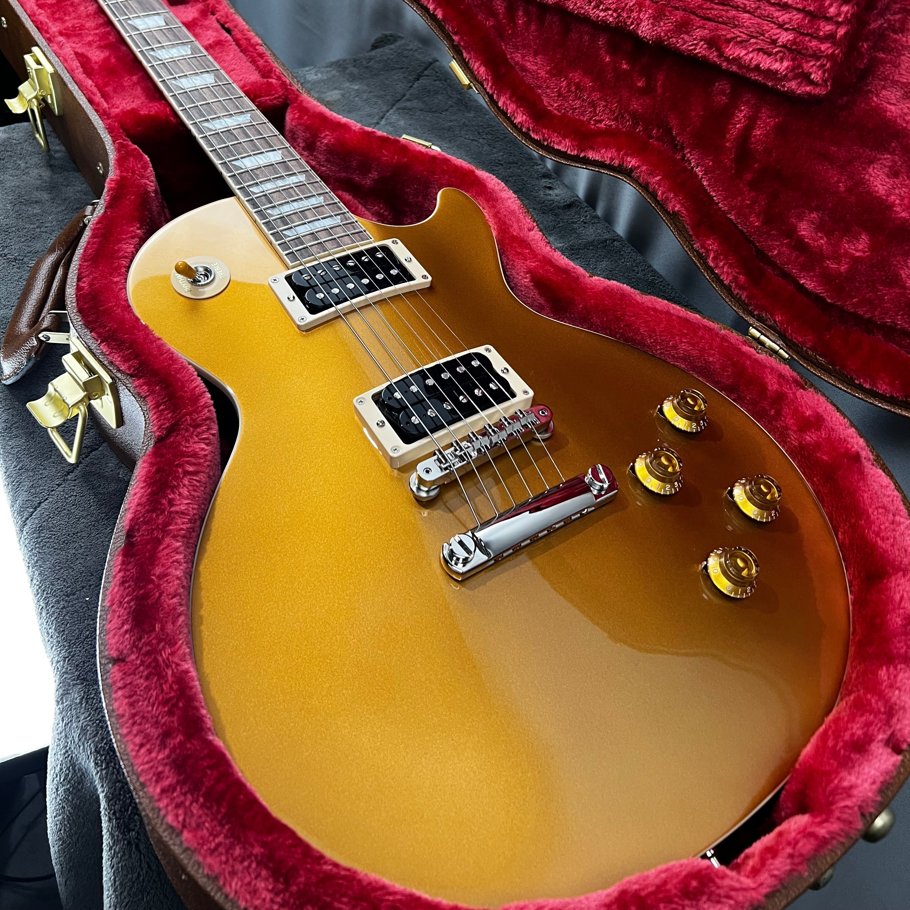 Slash "Victoria" Les Paul Electric Guitar - Goldtop #064