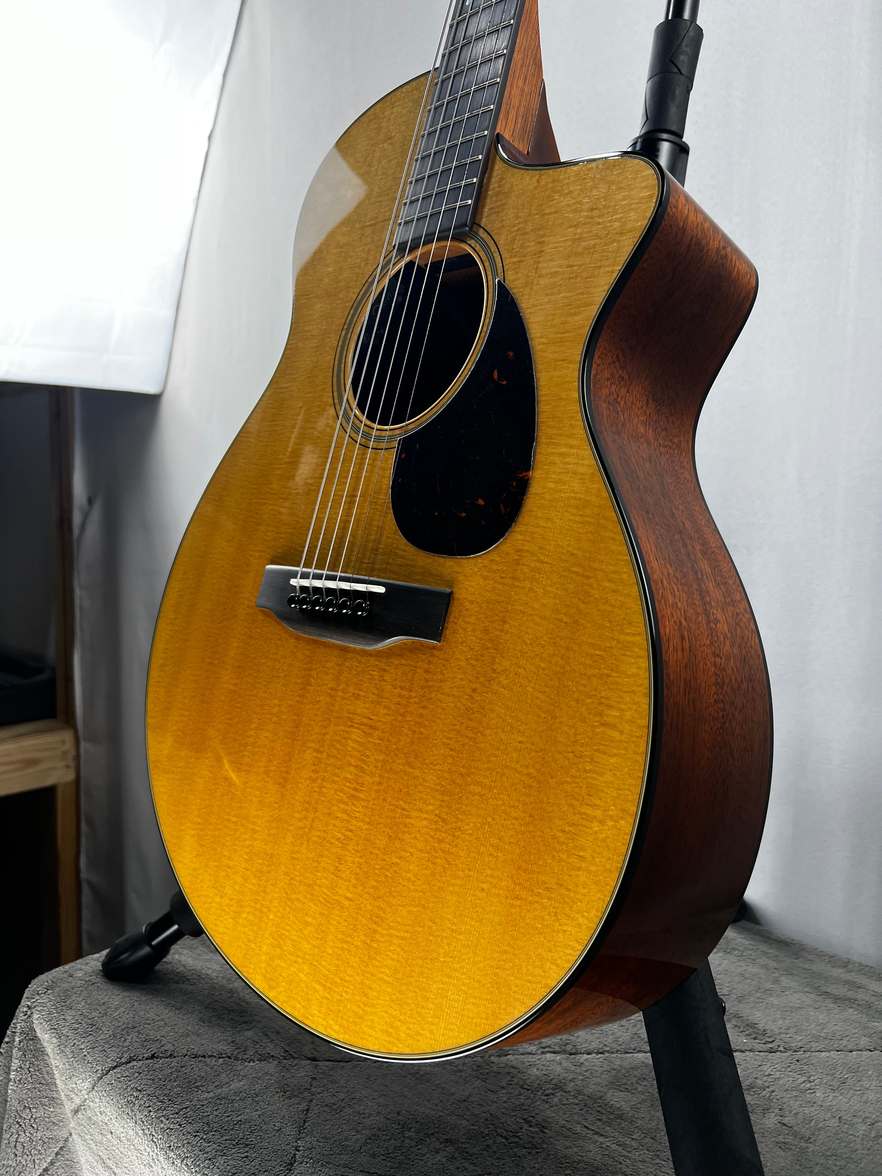 SC-18E Acoustic-electric Guitar - Aged Natural #261 GET PLEK'D!