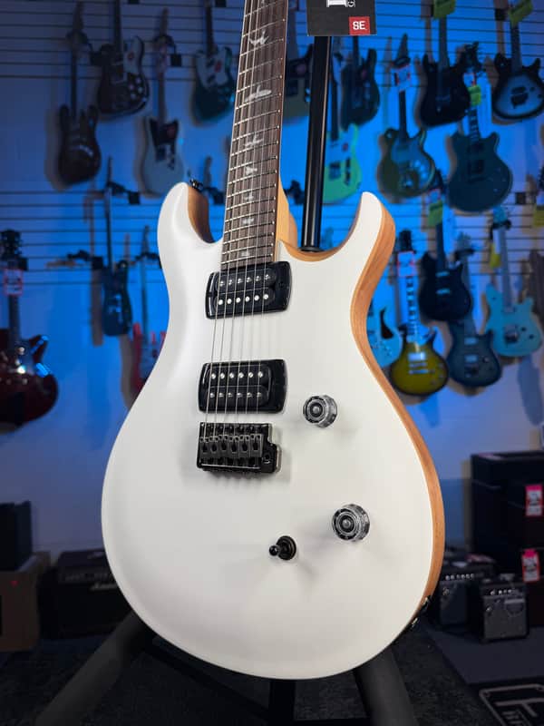 PRS SE CE 24 Satin - Flat White Top, C&M Exclusive - Black / Smoked Hardware, Free Plek & Setup # 770