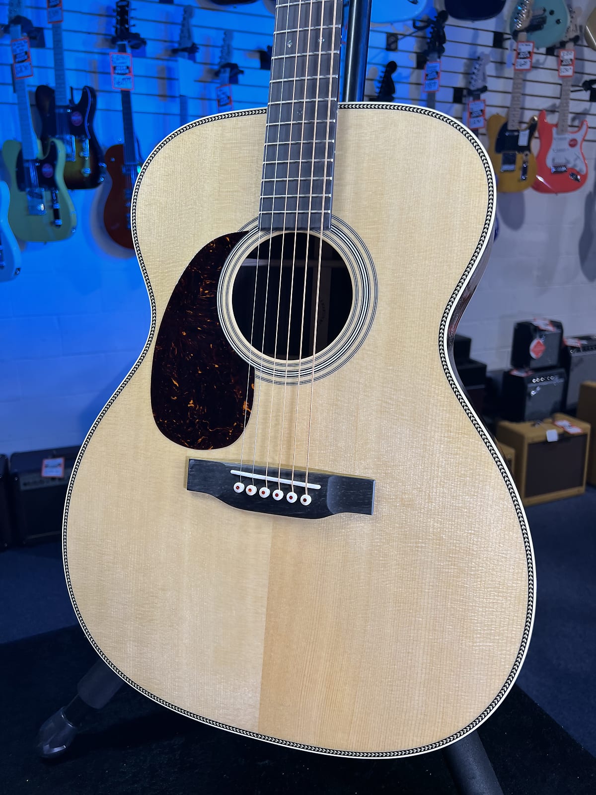 Martin 000-28 Standard Series Left-handed Acoustic Guitar - Natural with Aging Toner GET PLEK'D! 254