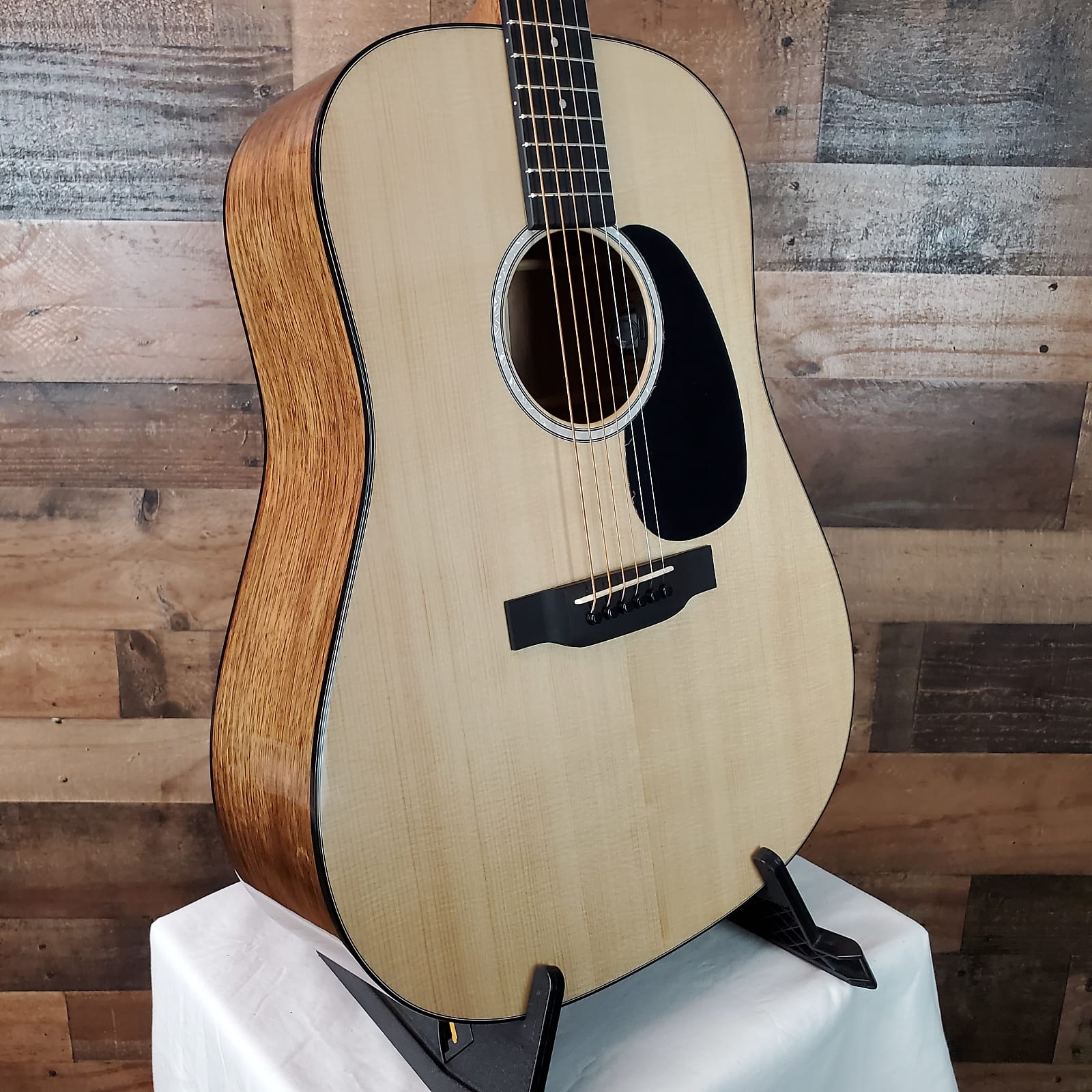 Martin D-12E Koa, Natural, Gig Bag, 891