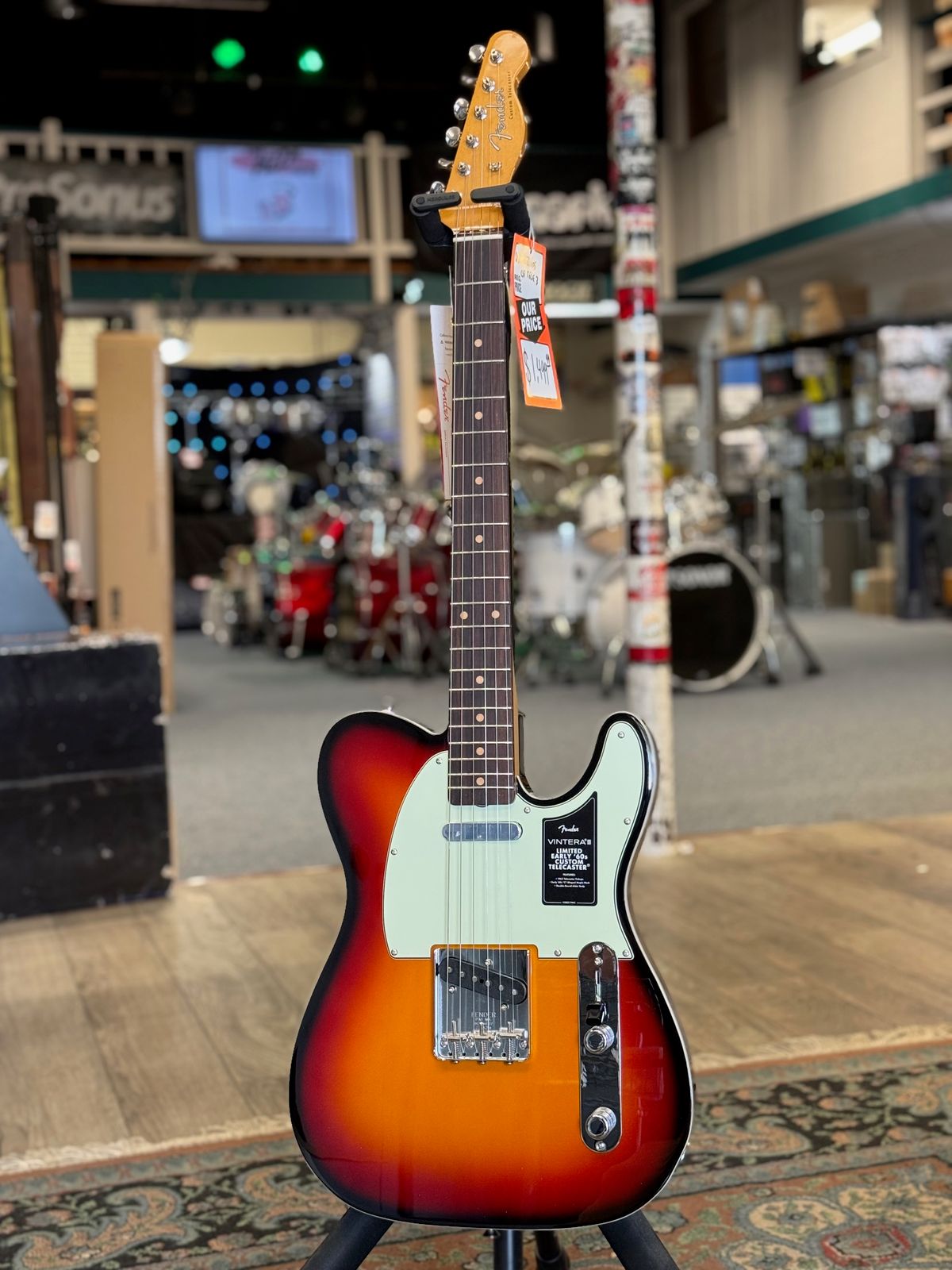 Fender Limited Edition Vintera III Early 60s Custom Telecaster 3 Color Sunburst