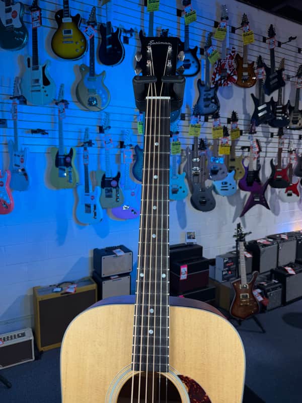 Eastman Guitars E1D Dreadnought Acoustic- Natural