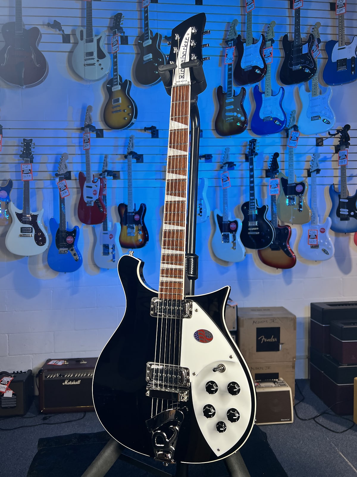 New Rickenbacker 620 Jetglo Electric Guitar w Ric Case 620JG 728