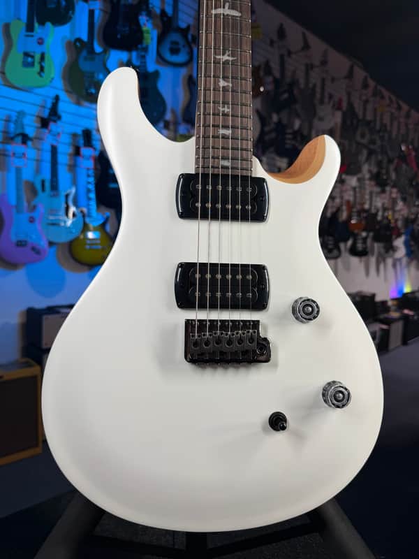 PRS SE CE 24 Satin - Flat White Top, C&M Exclusive - Black / Smoked Hardware, Free Plek & Setup # 770