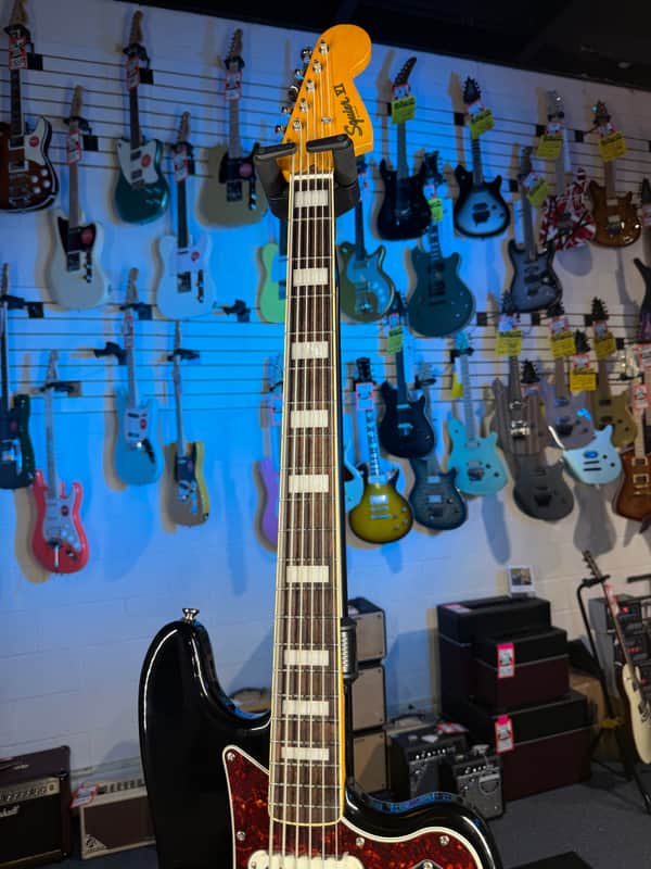 Used Squier Classic Vibe Bass VI 2020s - Black