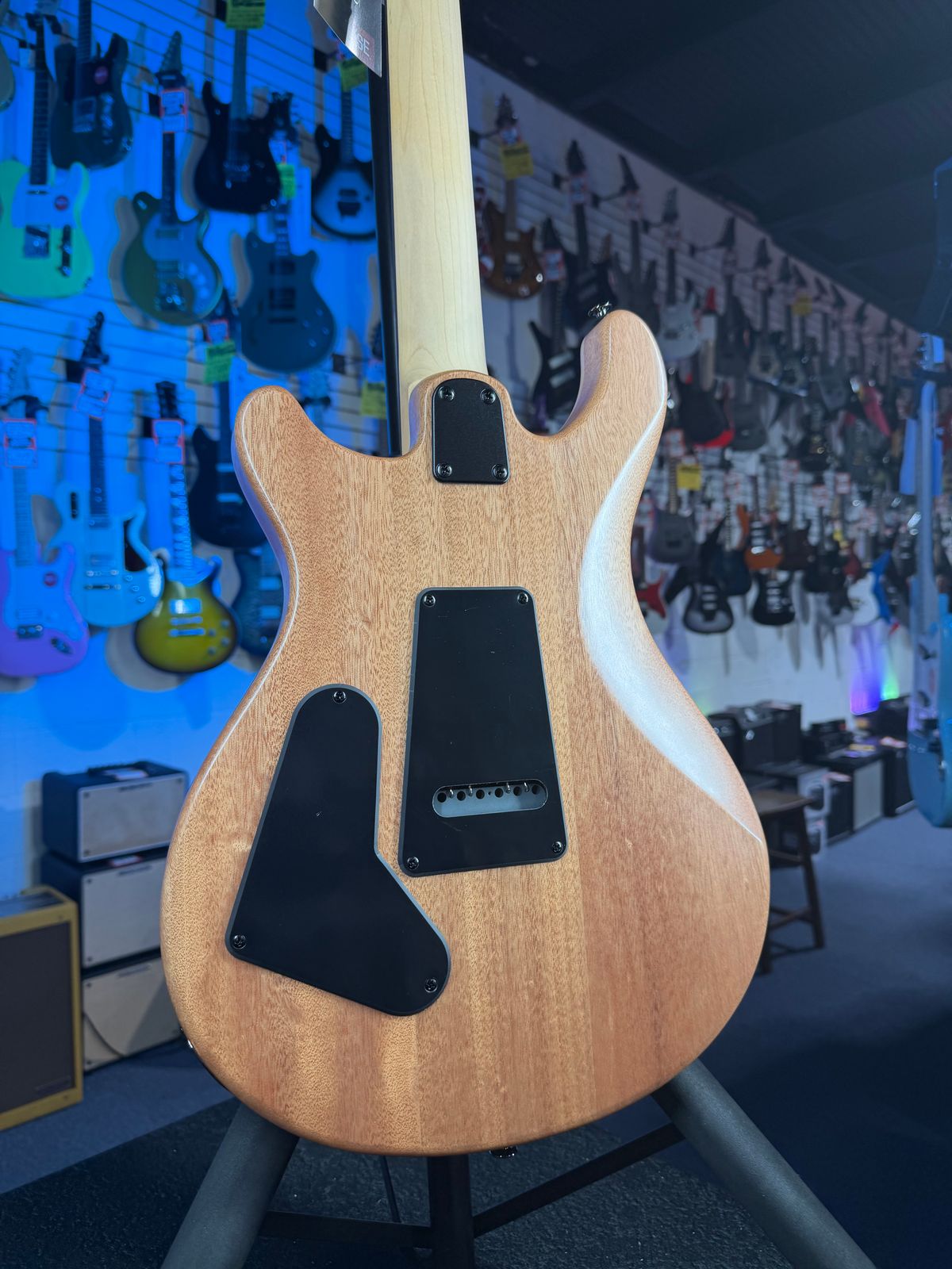 PRS SE CE 24 Satin - Flat White Top, C&M Exclusive - Black / Smoked Hardware, Free Plek & Setup # 514