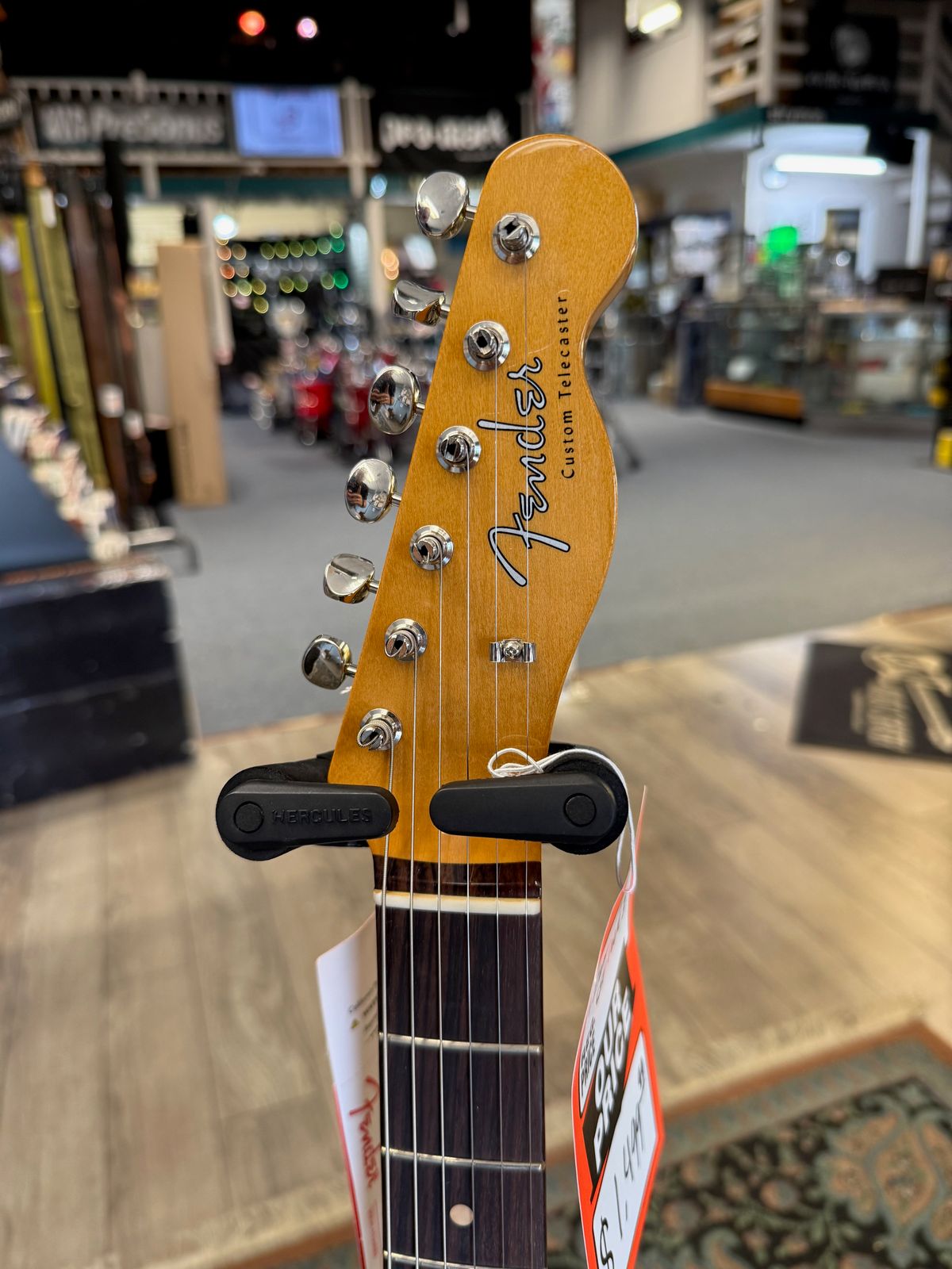 Fender Limited Edition Vintera III Early 60s Custom Telecaster 3 Color Sunburst