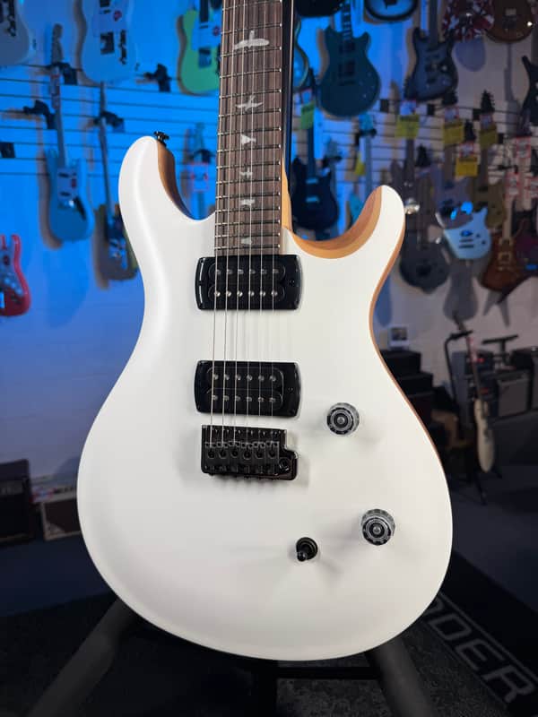 PRS SE CE 24 Satin - Flat White Top, C&M Exclusive - Black / Smoked Hardware, Free Plek & Setup # 770