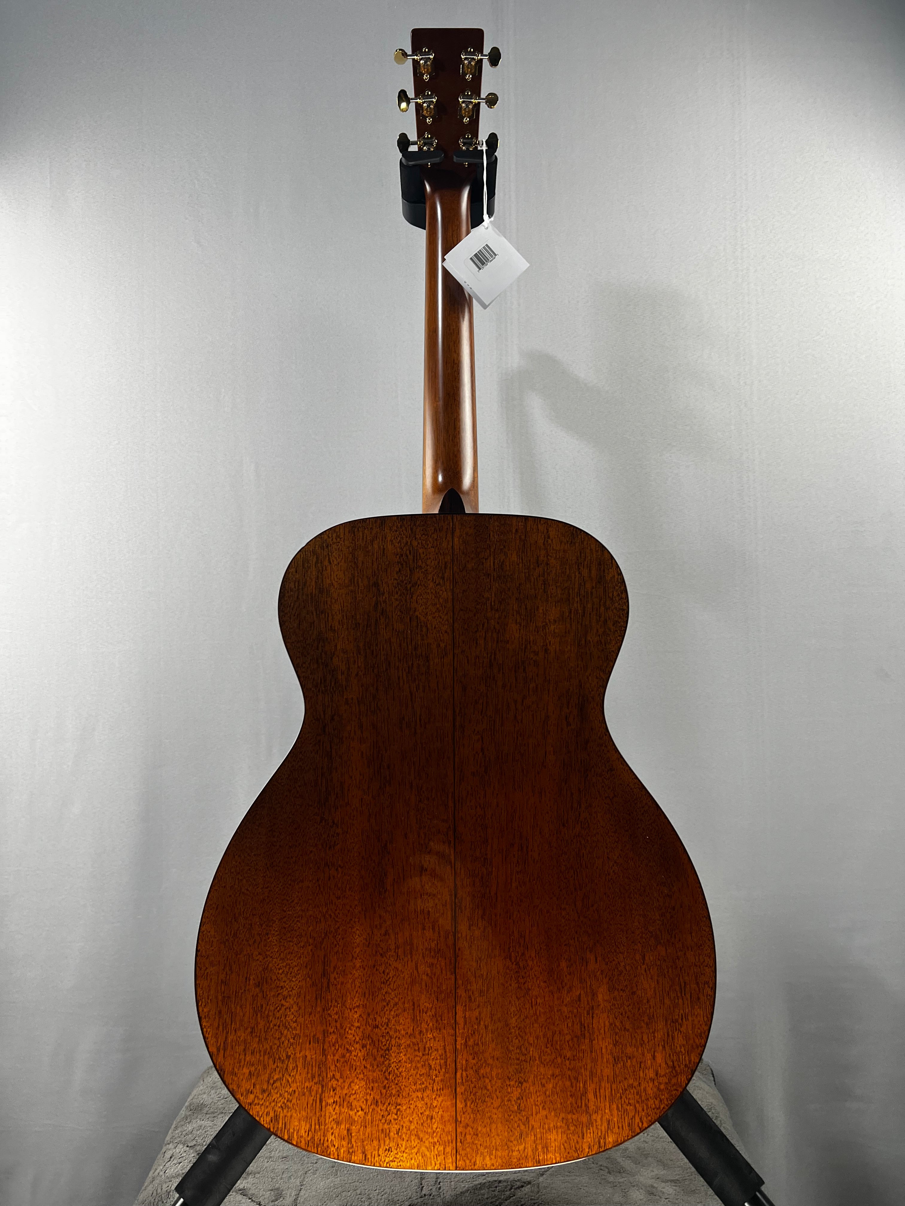 000-18 Modern Deluxe Acoustic Guitar - Natural #447 GET PLEK'D!