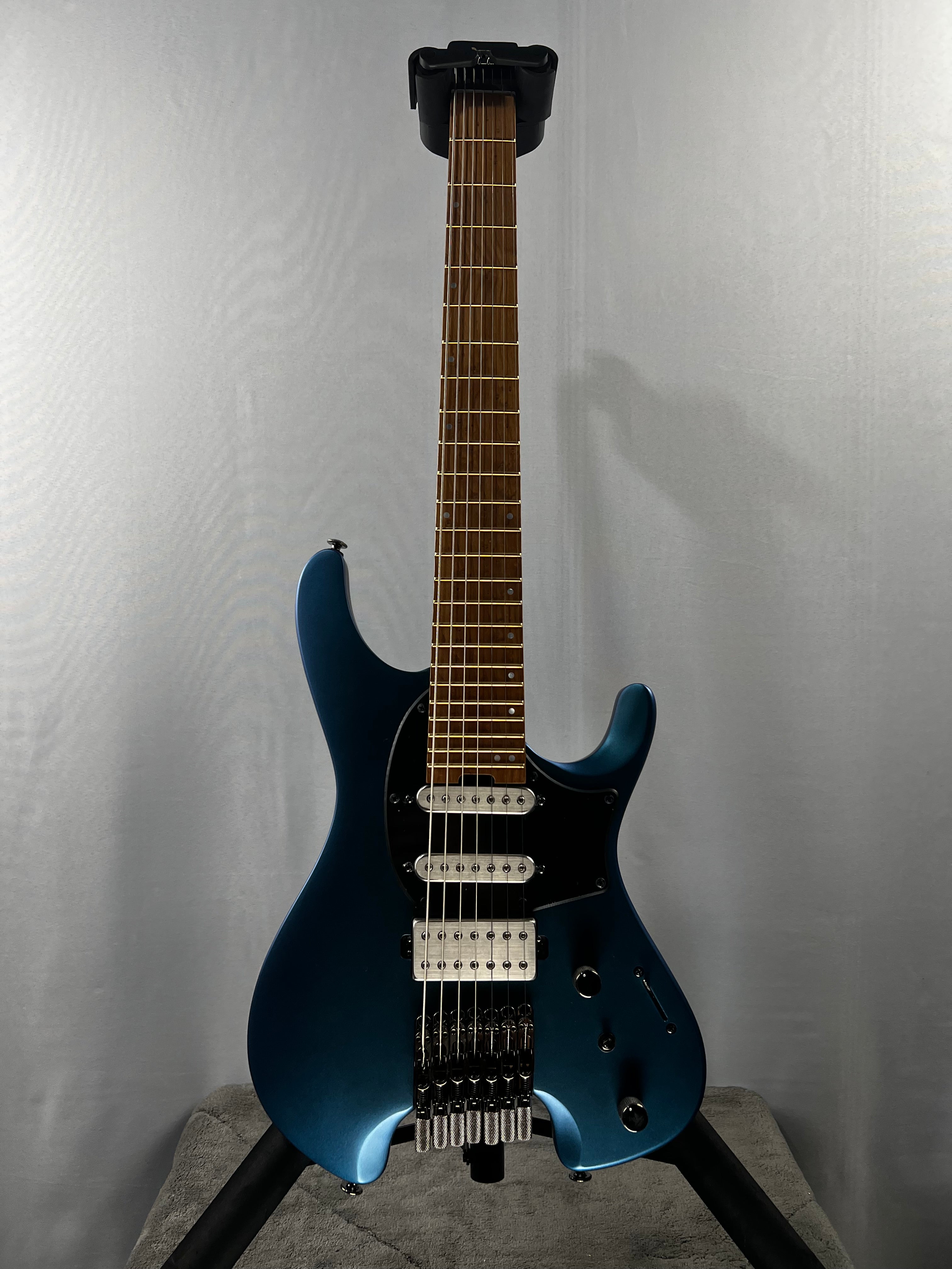 Q547 7-string Electric Guitar - Blue Chameleon Metallic Matte #016 GET PLEK'D!