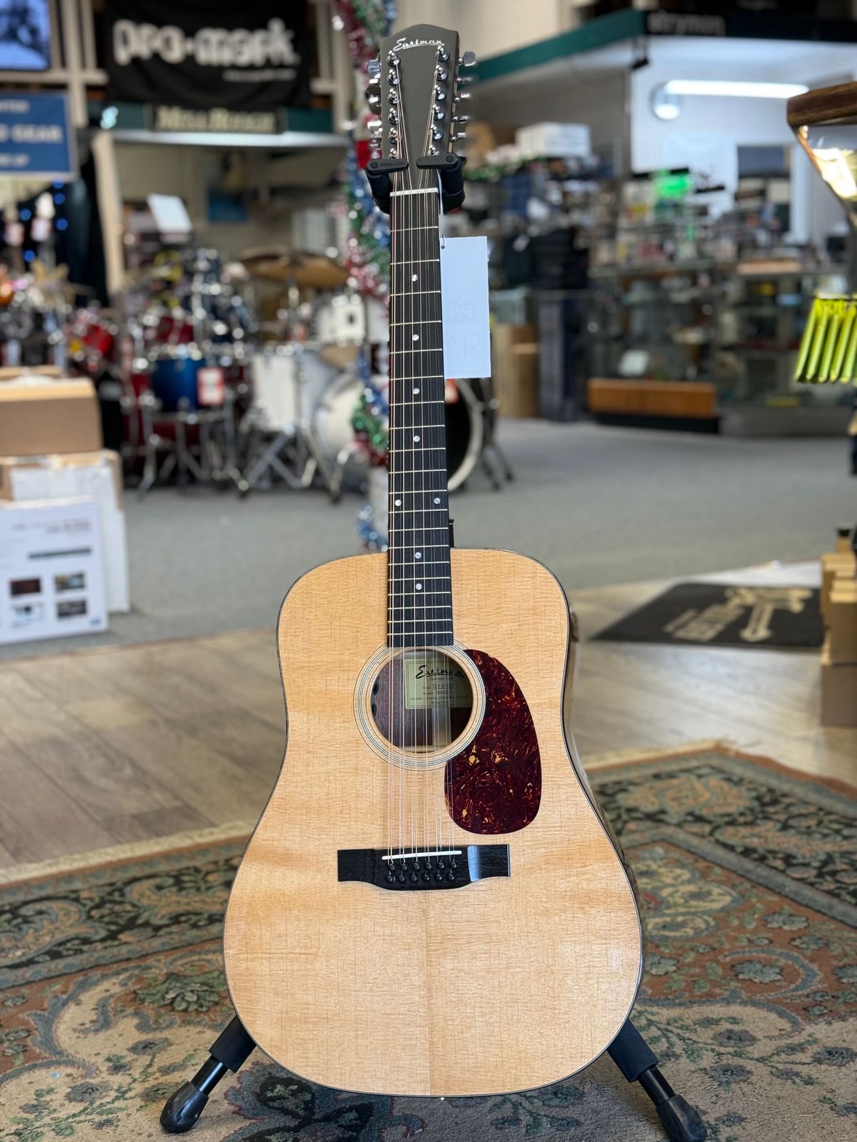 Eastman E1D-12 Deluxe, Natural