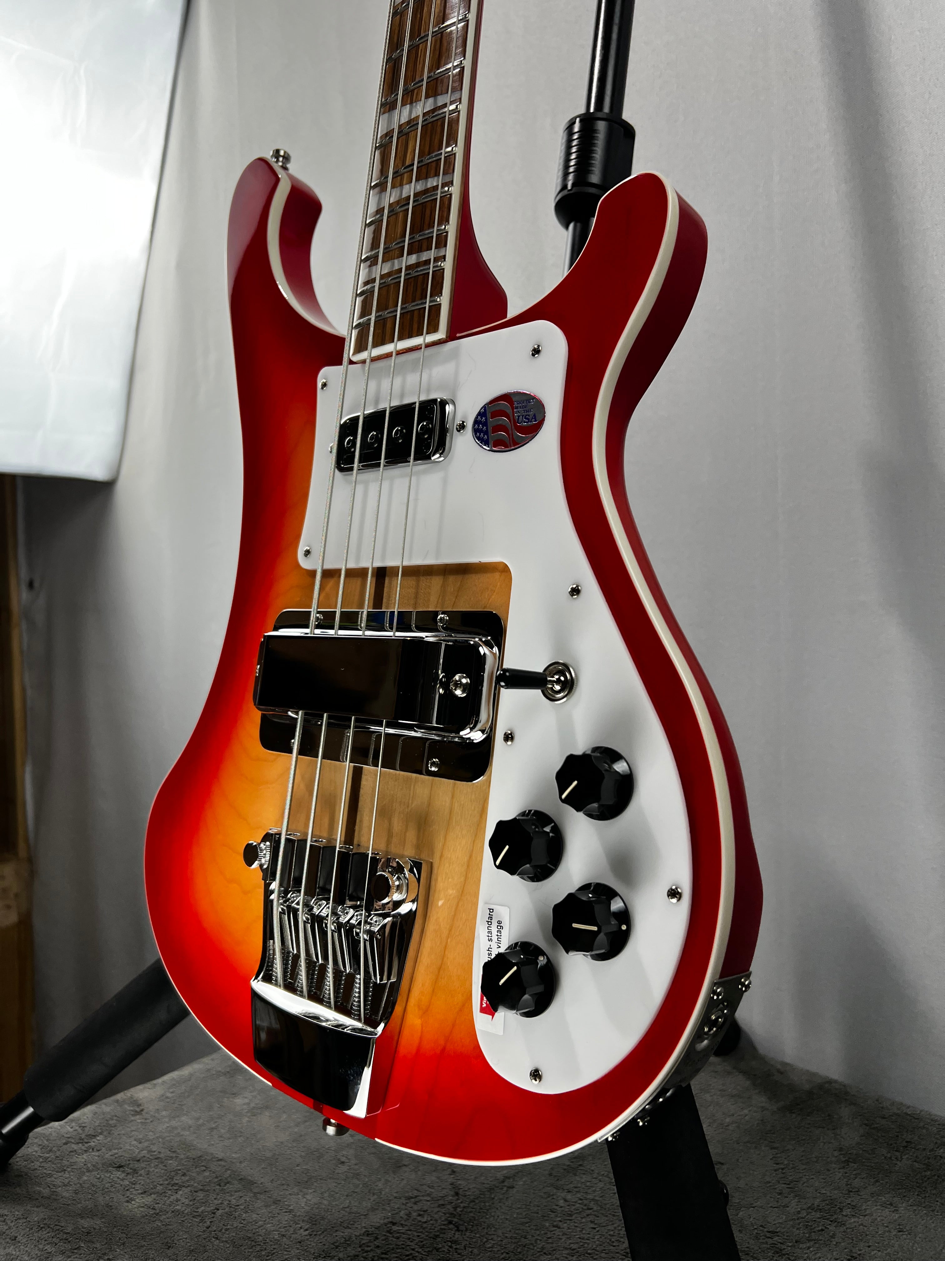 Rickenbacker 4003FG - Fireglo #684