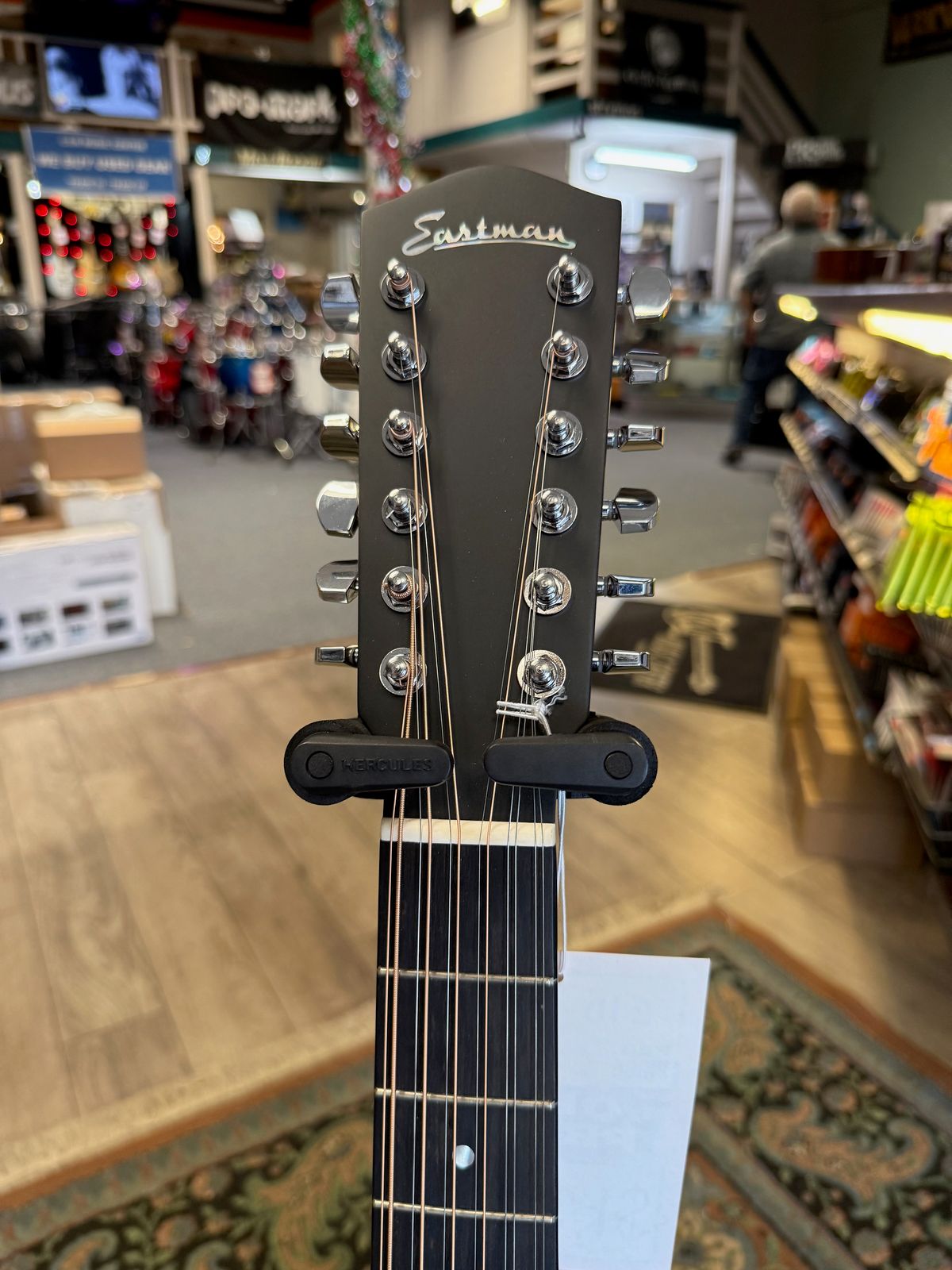 Eastman E1D-12 Deluxe, Natural