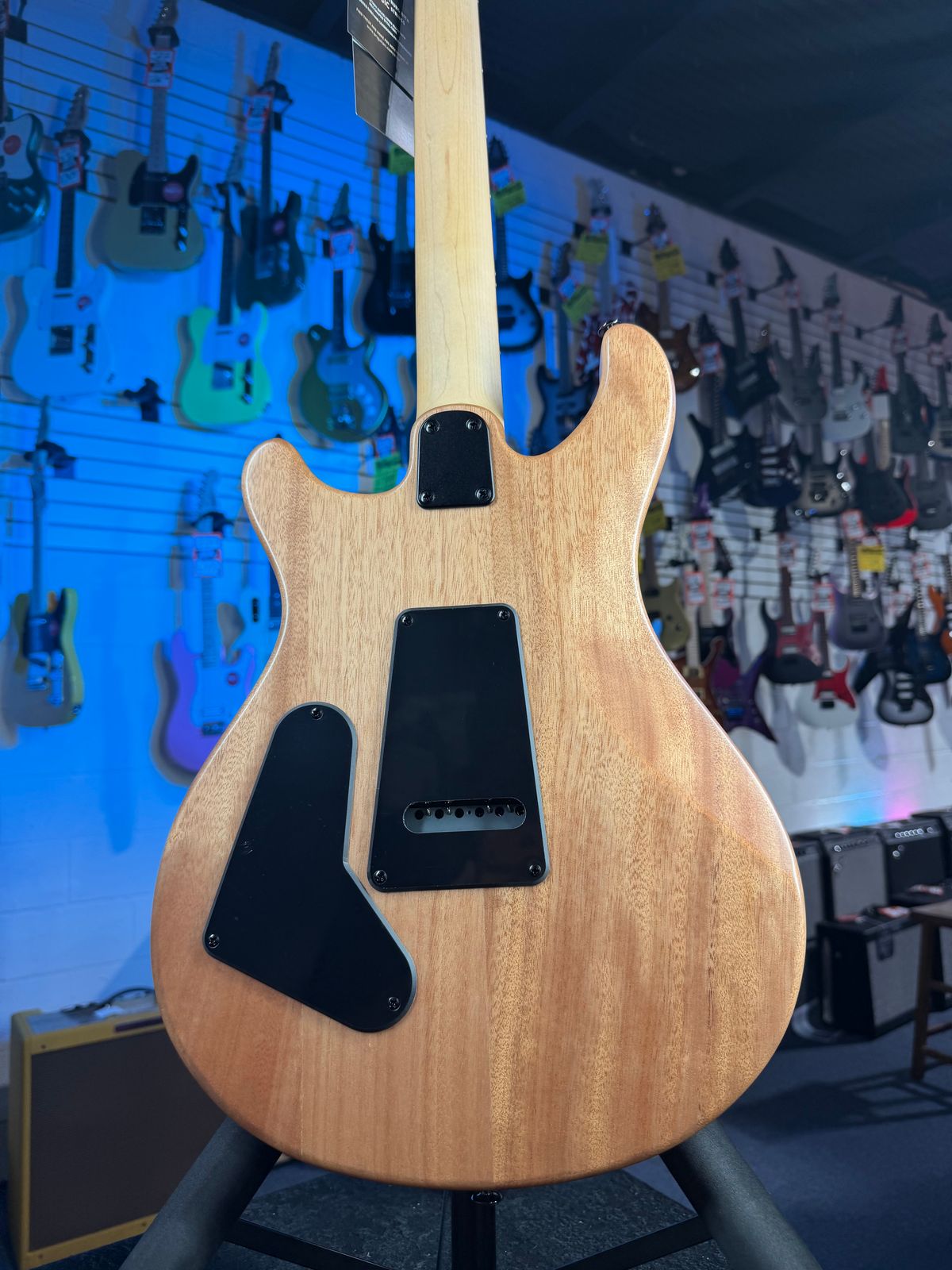 PRS SE CE 24 Satin - Flat White Top, C&M Exclusive - Black / Smoked Hardware, Free Plek & Setup # 770