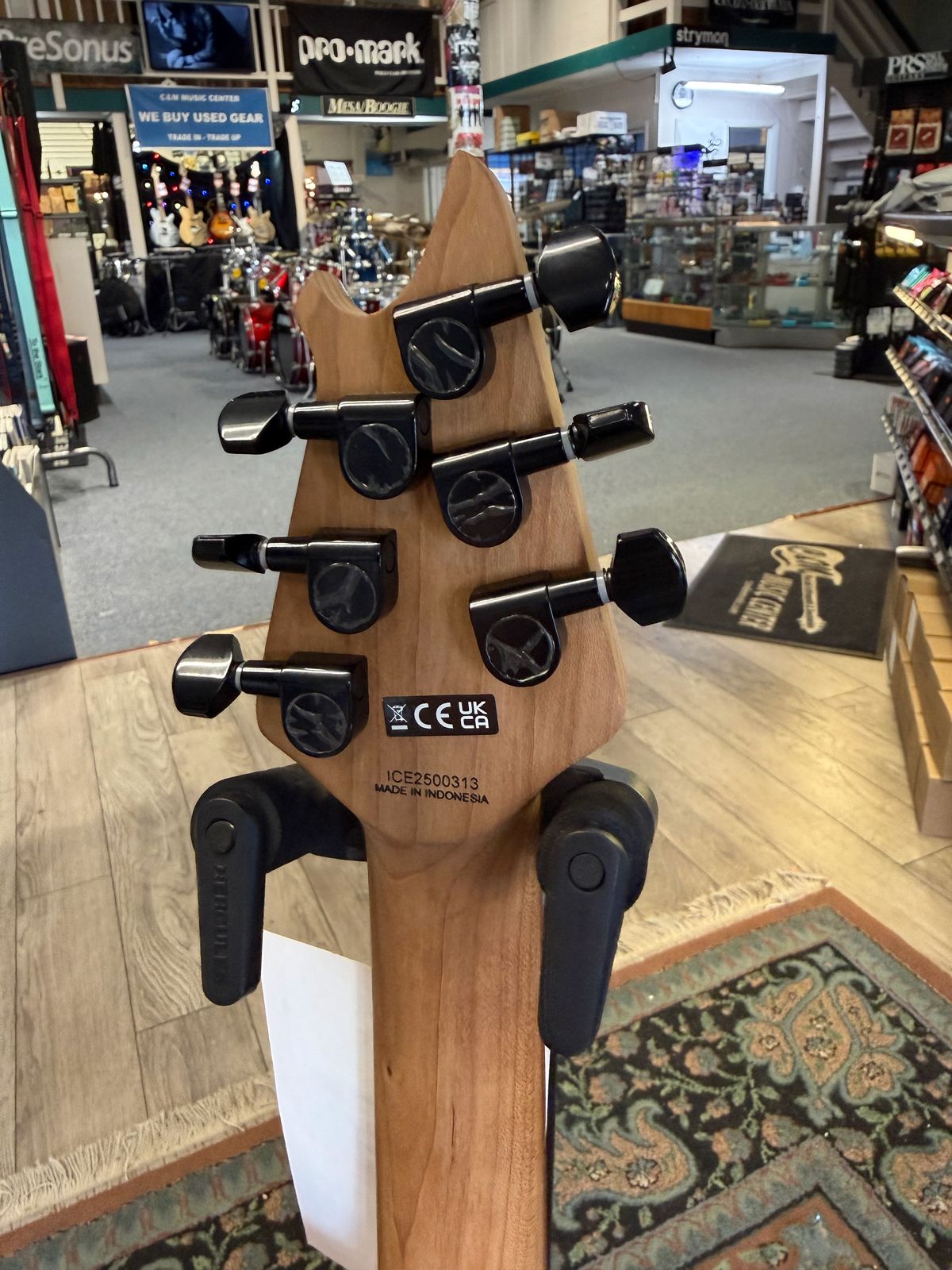 EVH Wolfgang Standard T.O.M. Sea Foam Pearl Metallic
