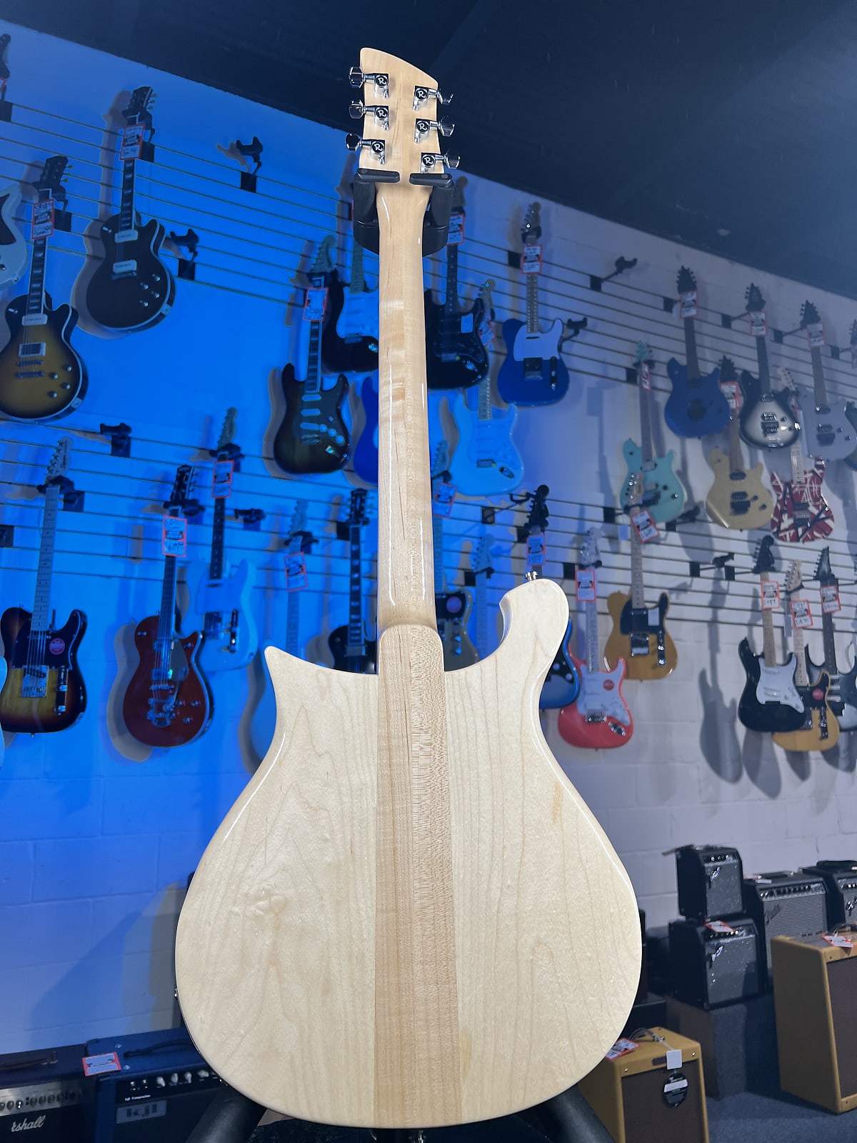 New Rickenbacker 620 Mapleglo Electric Guitar w Ric Case,  620MG 793