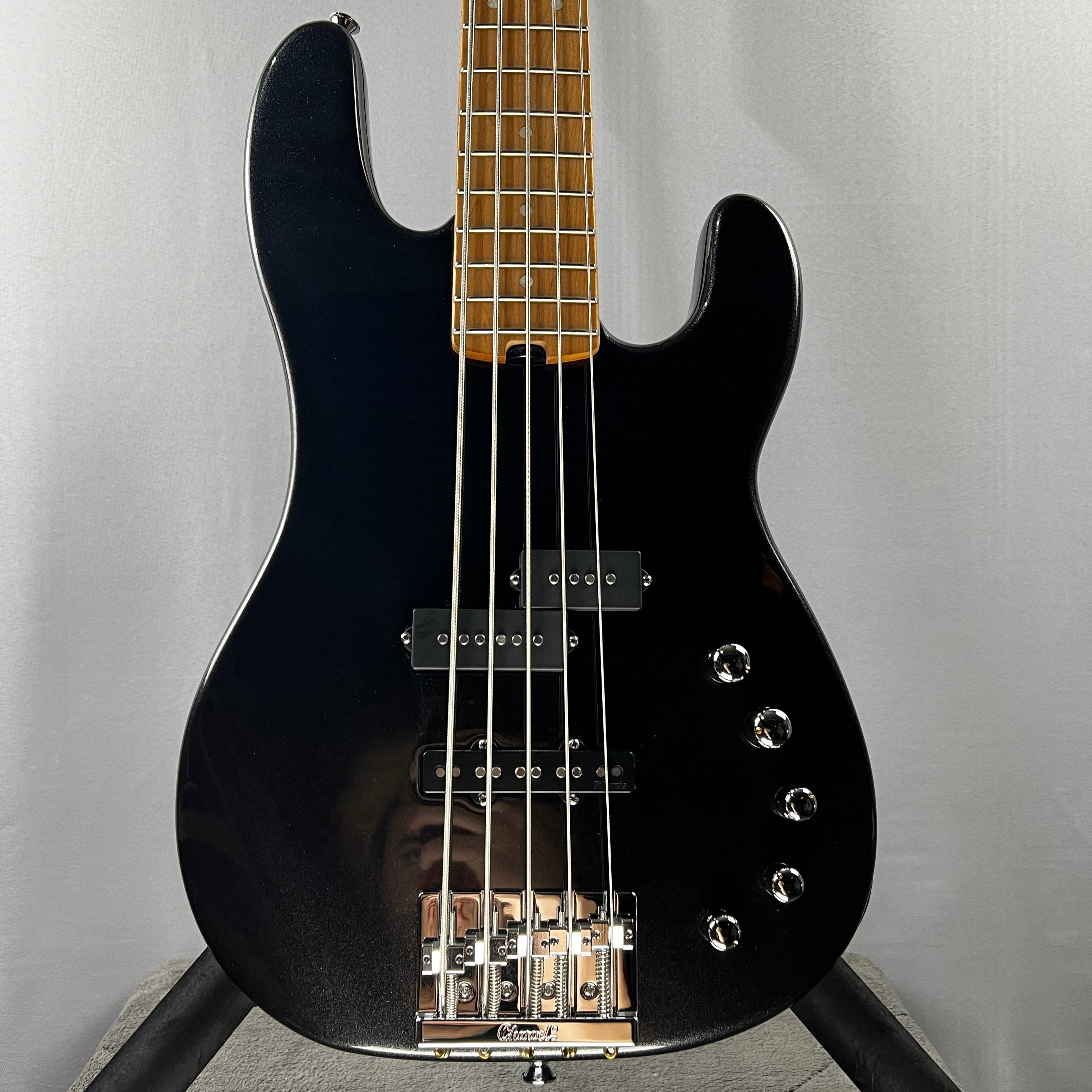 Pro-Mod San Dimas Bass PJ V - Metallic Black #265