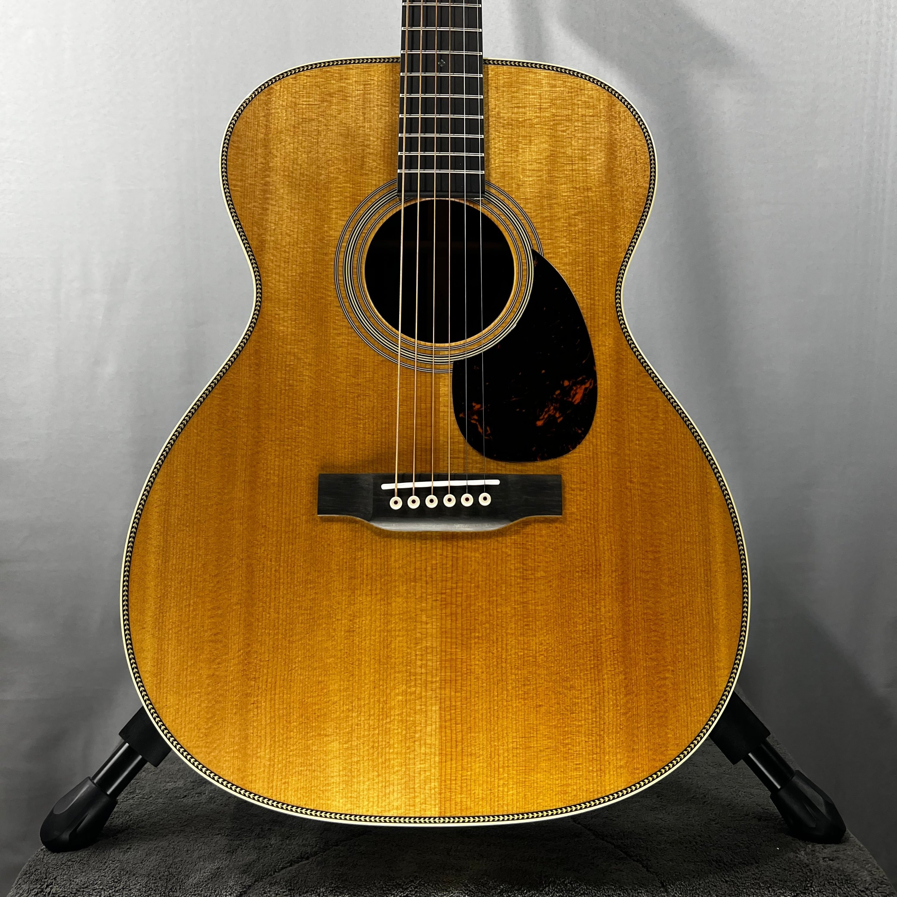 OM-28 Acoustic Guitar - Natural #120