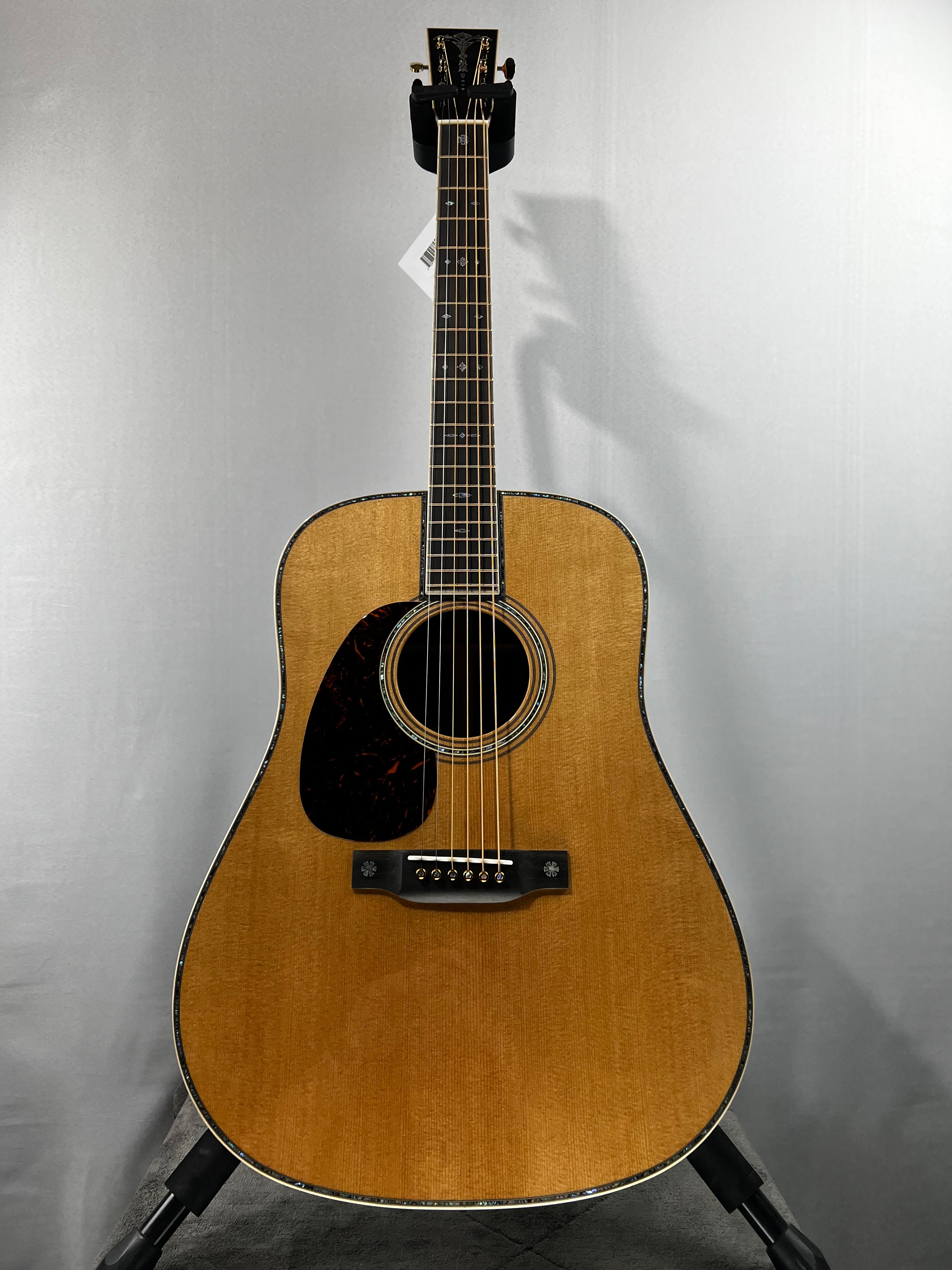 D-42L Modern Deluxe Acoustic Guitar - Natural #556