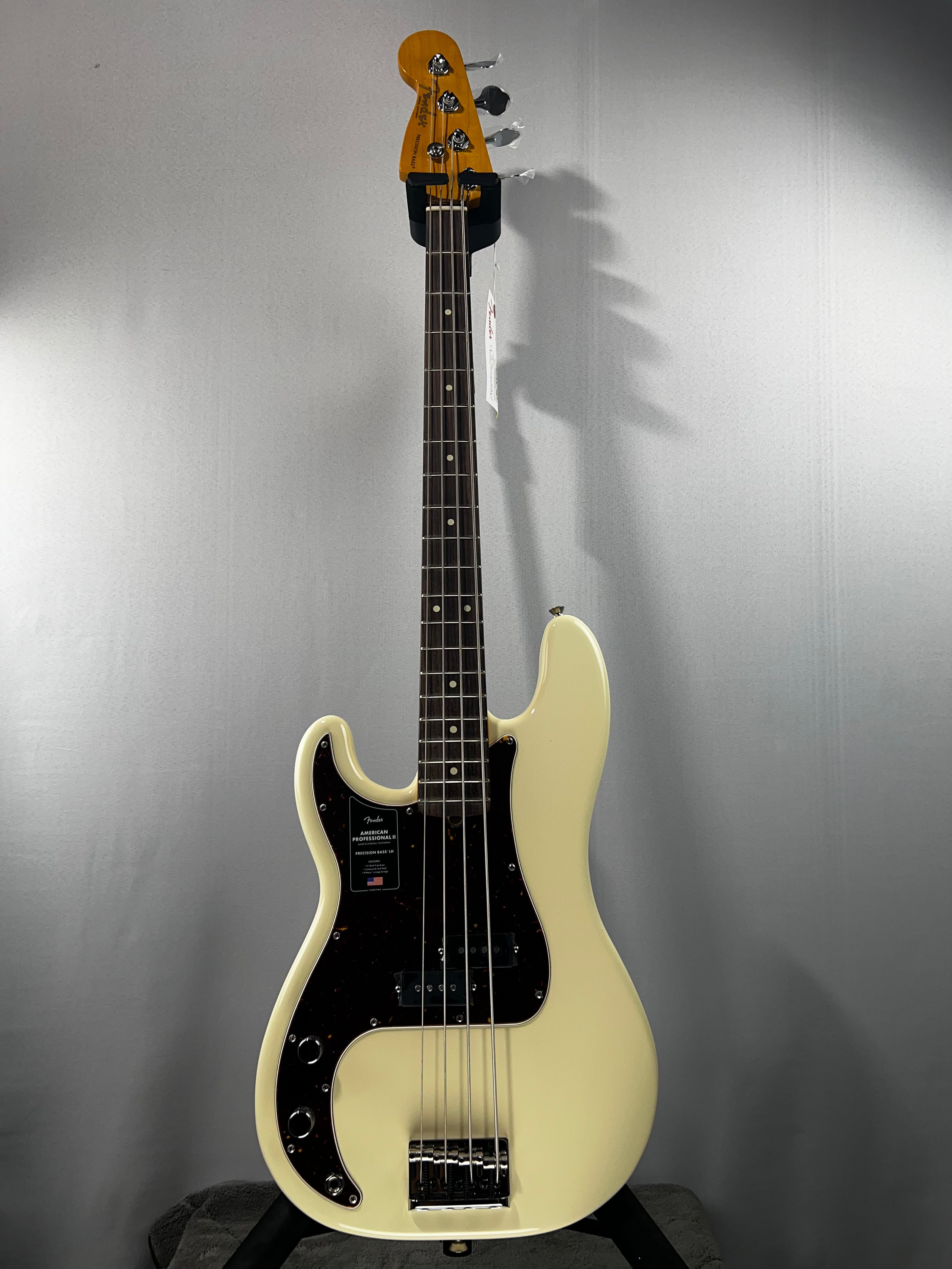 American Professional II Left-Handed Precision Bass - Olympic White w/Rosewood Fingerboard #281